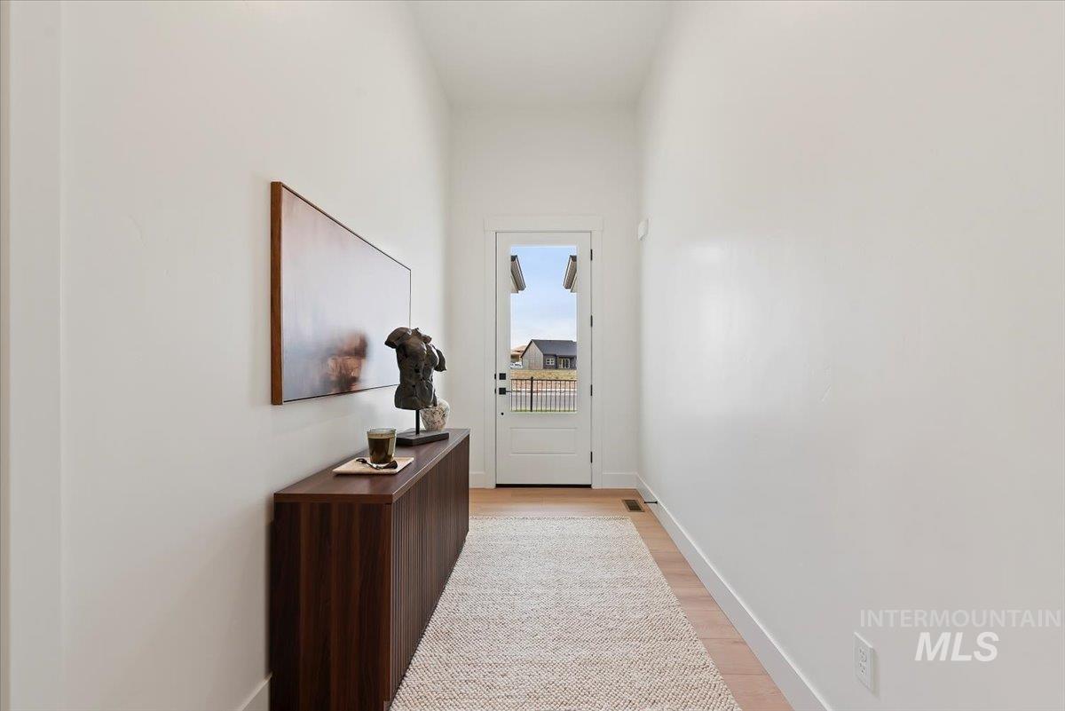 10434 W Shumard Drive, Star, Idaho 83669, 4 Bedrooms, 2.5 Bathrooms, Residential For Sale, Price $724,900,MLS 98962943