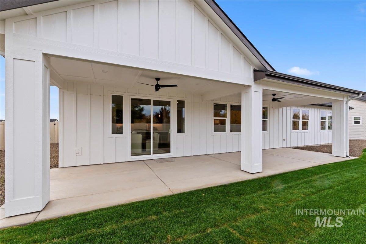 10434 W Shumard Drive, Star, Idaho 83669, 4 Bedrooms, 2.5 Bathrooms, Residential For Sale, Price $724,900,MLS 98962943