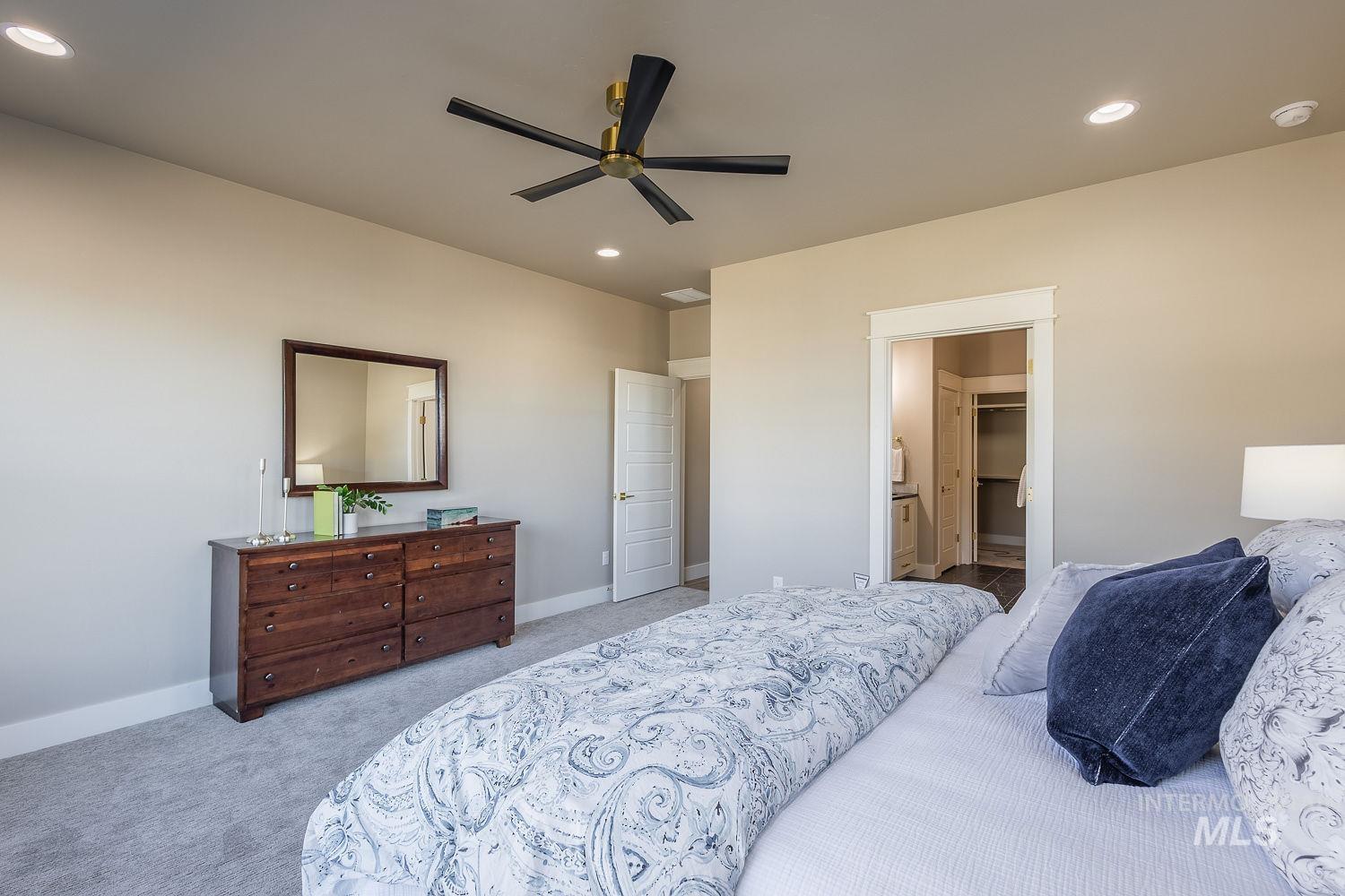 1692 Sandbar Rd, Emmett, Idaho 83617, 3 Bedrooms, 2 Bathrooms, Residential For Sale, Price $499,750,MLS 98962945