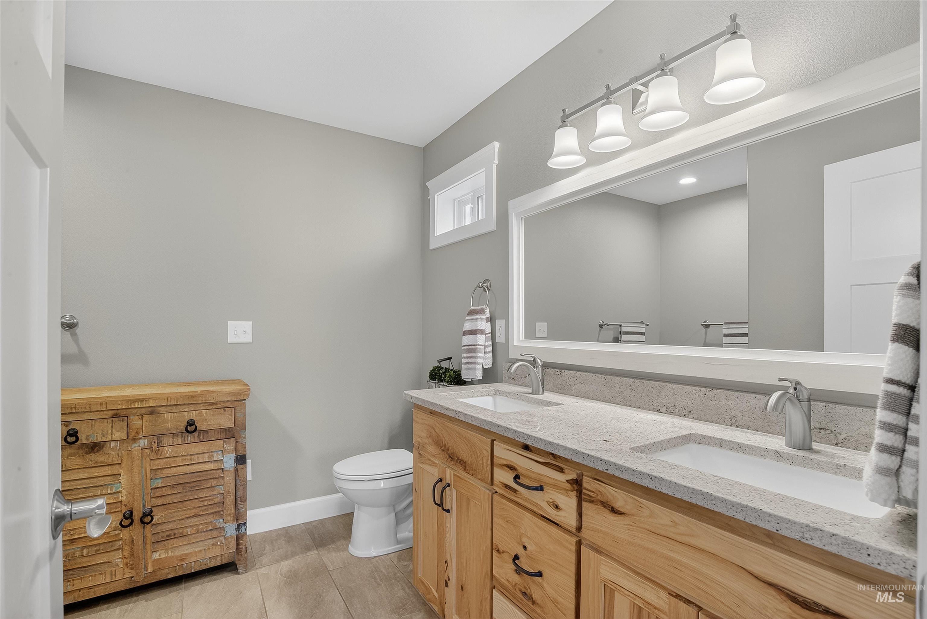 1722 Appaloosa Drive, Lewiston, Idaho 83501, 3 Bedrooms, 2 Bathrooms, Residential For Sale, Price $529,000,MLS 98962960