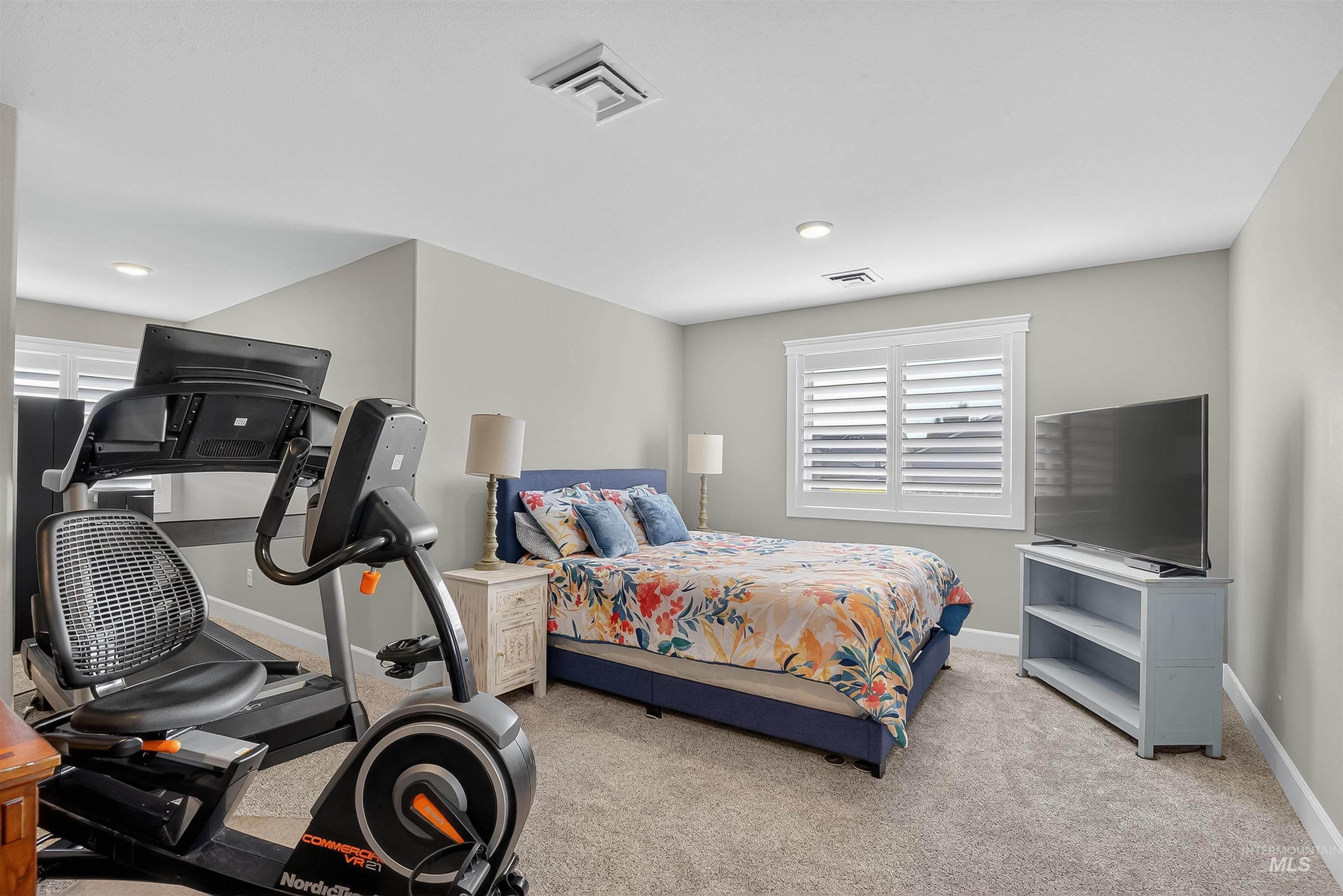 1722 Appaloosa Drive, Lewiston, Idaho 83501, 3 Bedrooms, 2 Bathrooms, Residential For Sale, Price $529,000,MLS 98962960