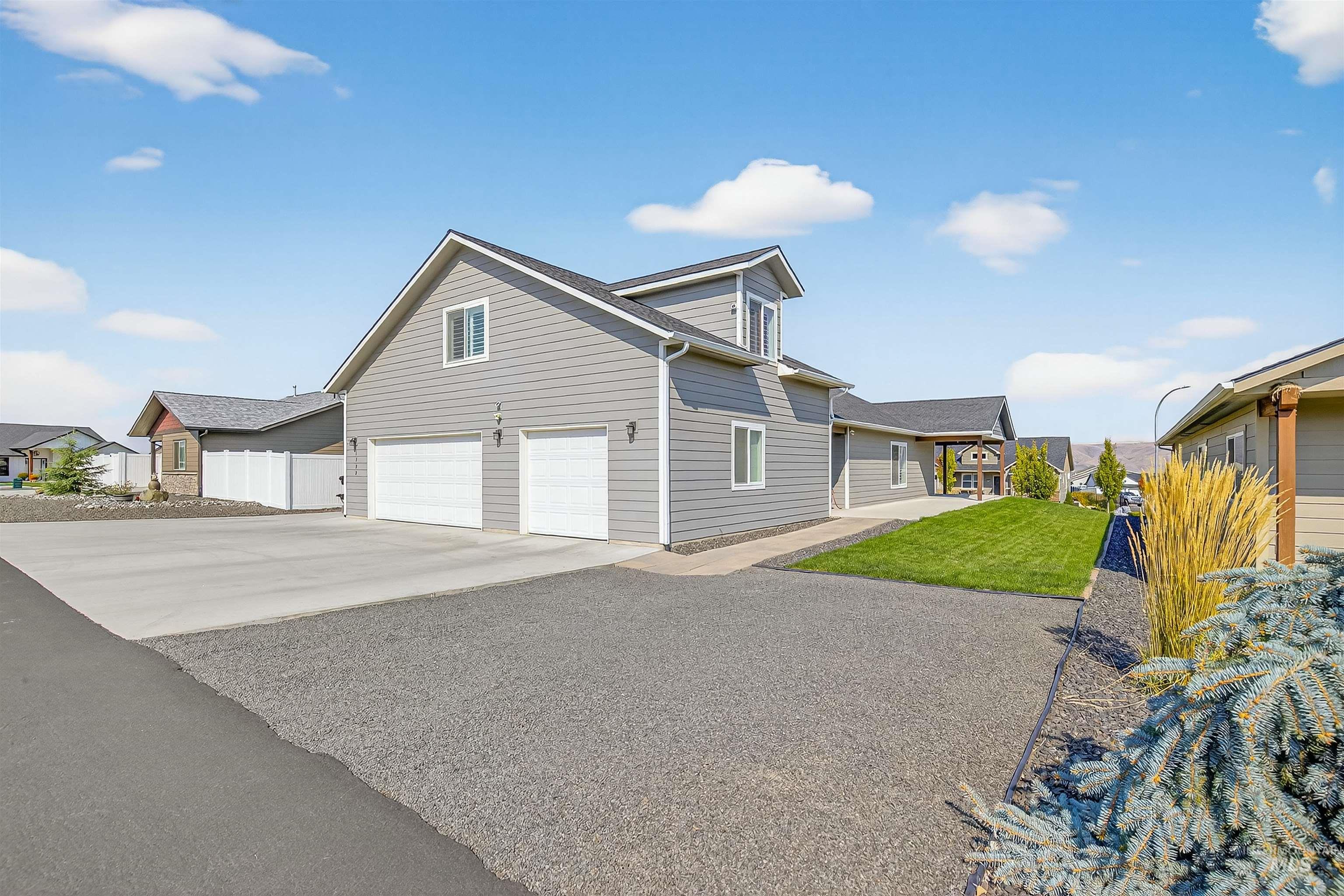 1722 Appaloosa Drive, Lewiston, Idaho 83501, 3 Bedrooms, 2 Bathrooms, Residential For Sale, Price $529,000,MLS 98962960