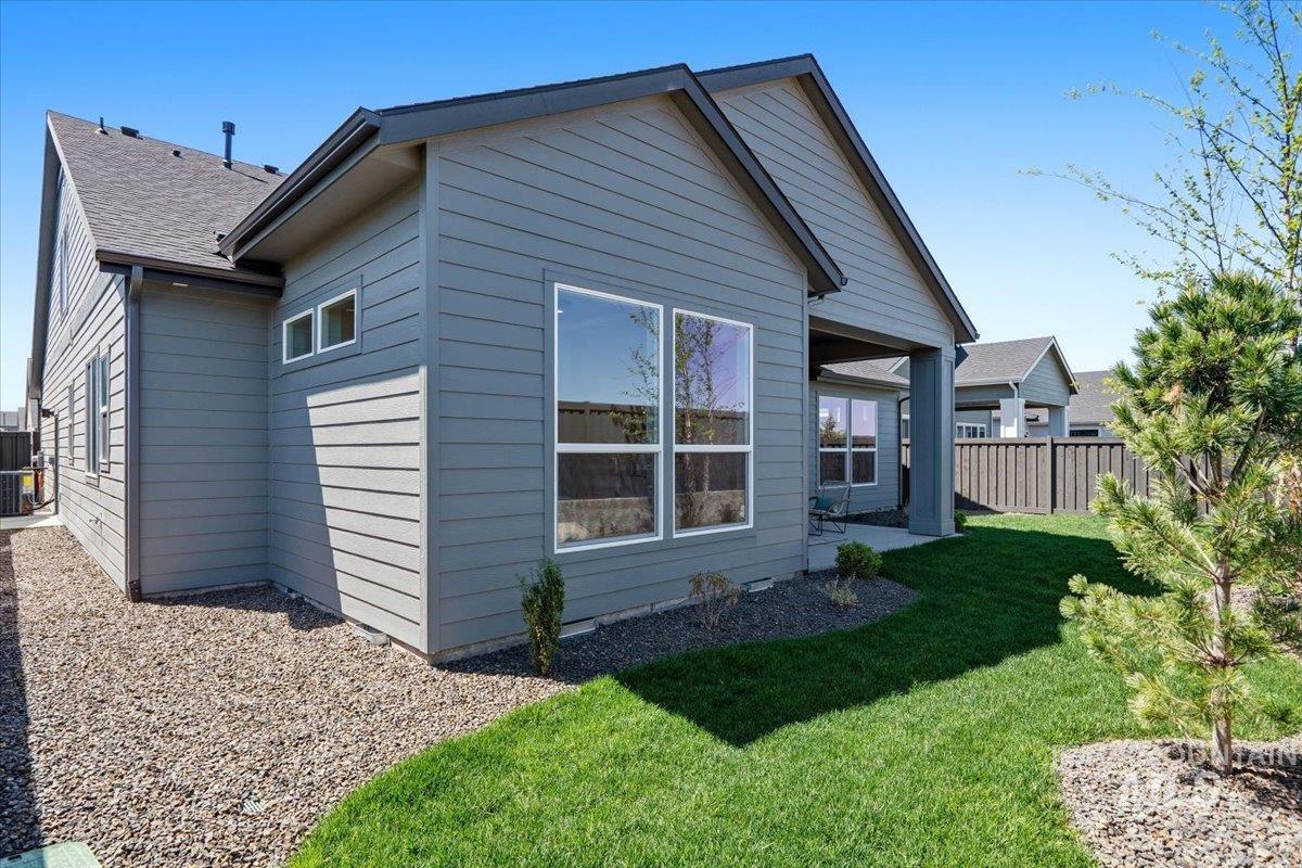 1026 E Crescendo St, Meridian, Idaho 83642, 4 Bedrooms, 3.5 Bathrooms, Residential For Sale, Price $814,500,MLS 98962970