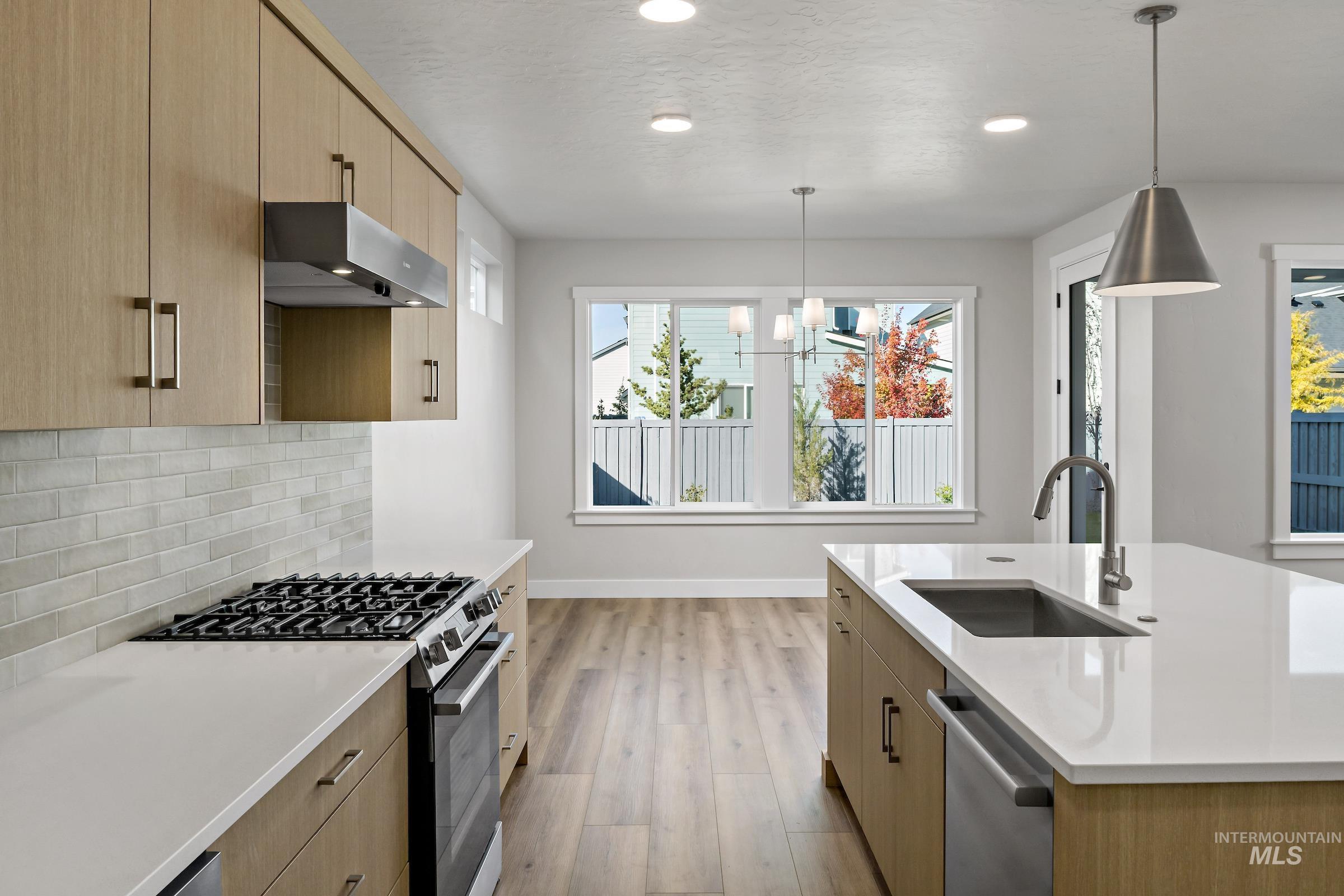 10236 Davies Street, Nampa, Idaho 83687, 3 Bedrooms, 2.5 Bathrooms, Residential For Sale, Price $479,900,MLS 98962999