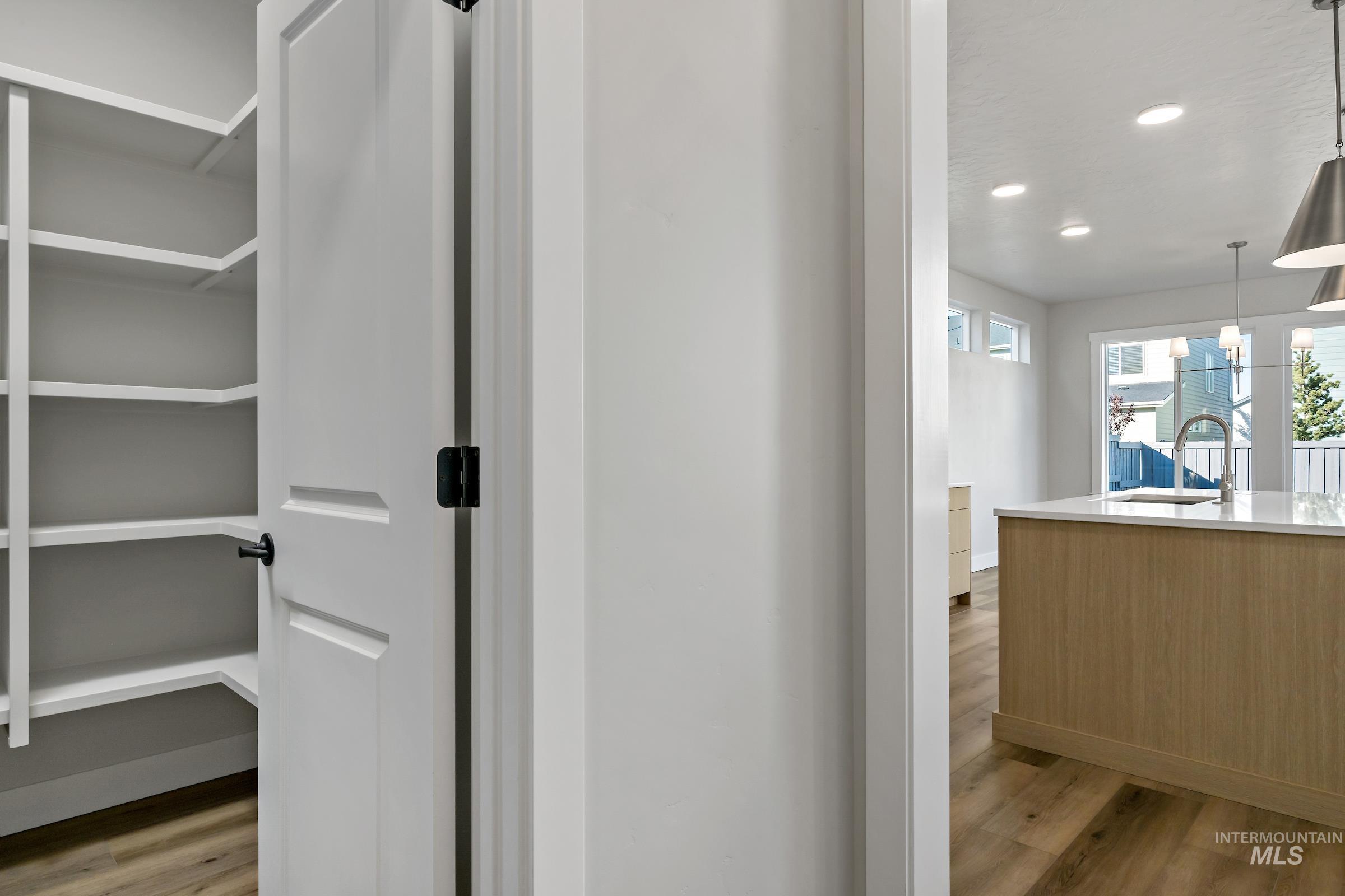 10236 Davies Street, Nampa, Idaho 83687, 3 Bedrooms, 2.5 Bathrooms, Residential For Sale, Price $479,900,MLS 98962999