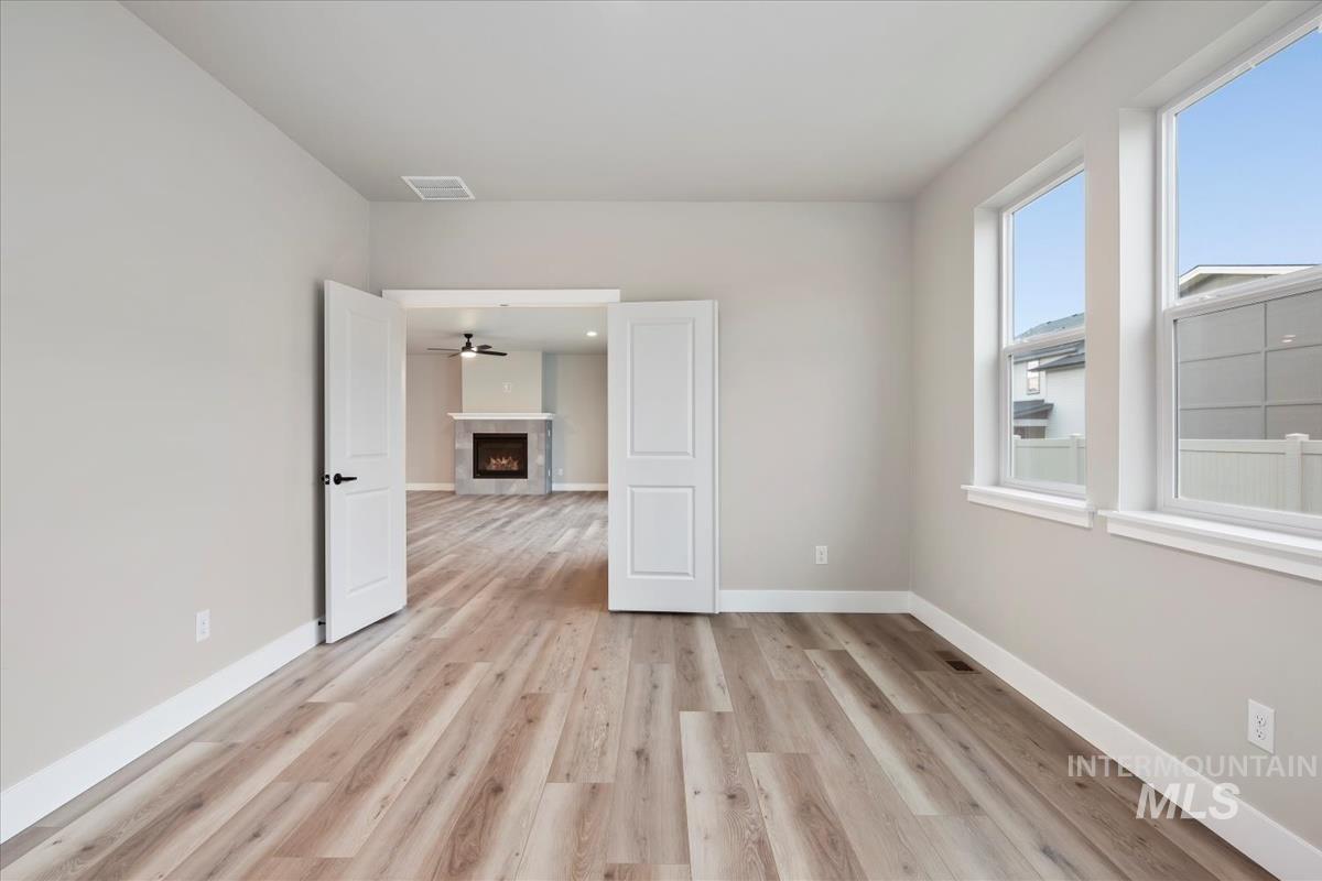 6151 S Corsican, Meridian, Idaho 83642, 3 Bedrooms, 2 Bathrooms, Residential For Sale, Price $649,900,MLS 98963008