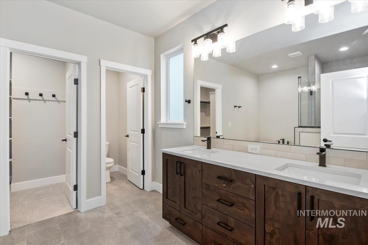 6151 S Corsican, Meridian, Idaho 83642, 3 Bedrooms, 2 Bathrooms, Residential For Sale, Price $649,900,MLS 98963008