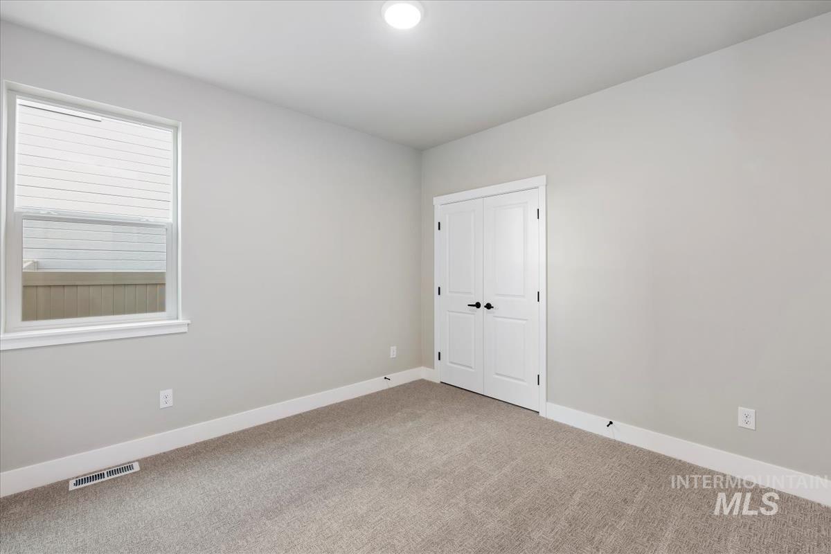 6151 S Corsican, Meridian, Idaho 83642, 3 Bedrooms, 2 Bathrooms, Residential For Sale, Price $649,900,MLS 98963008