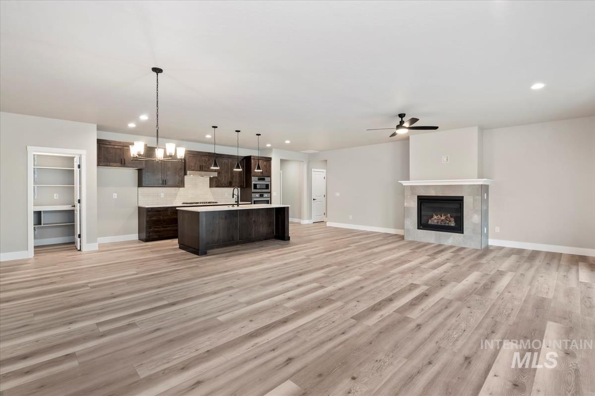 6151 S Corsican, Meridian, Idaho 83642, 3 Bedrooms, 2 Bathrooms, Residential For Sale, Price $649,900,MLS 98963008