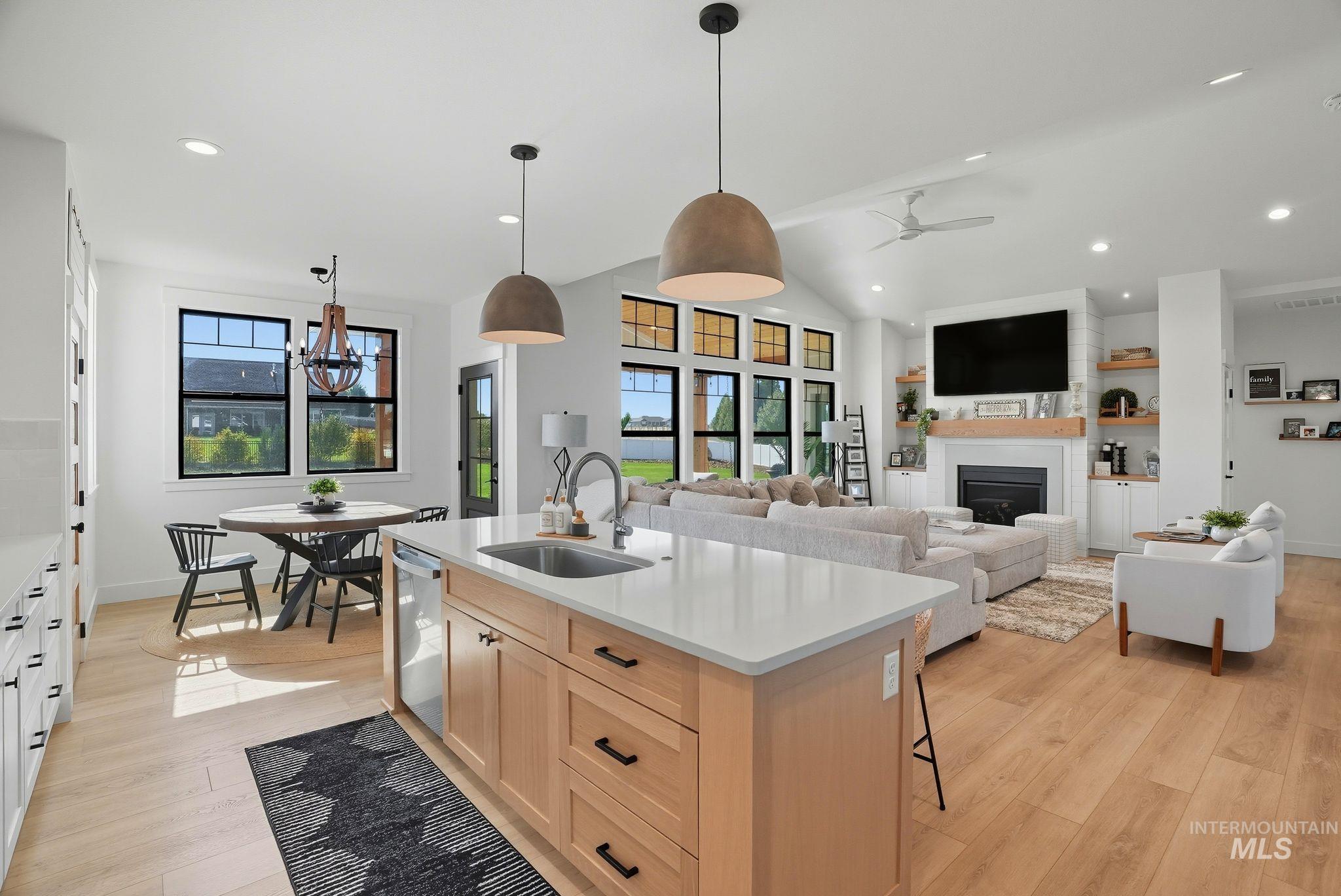 7774 Paddock Ln, Lewiston, Idaho 83501, 4 Bedrooms, 3.5 Bathrooms, Residential For Sale, Price $1,395,000,MLS 98963013