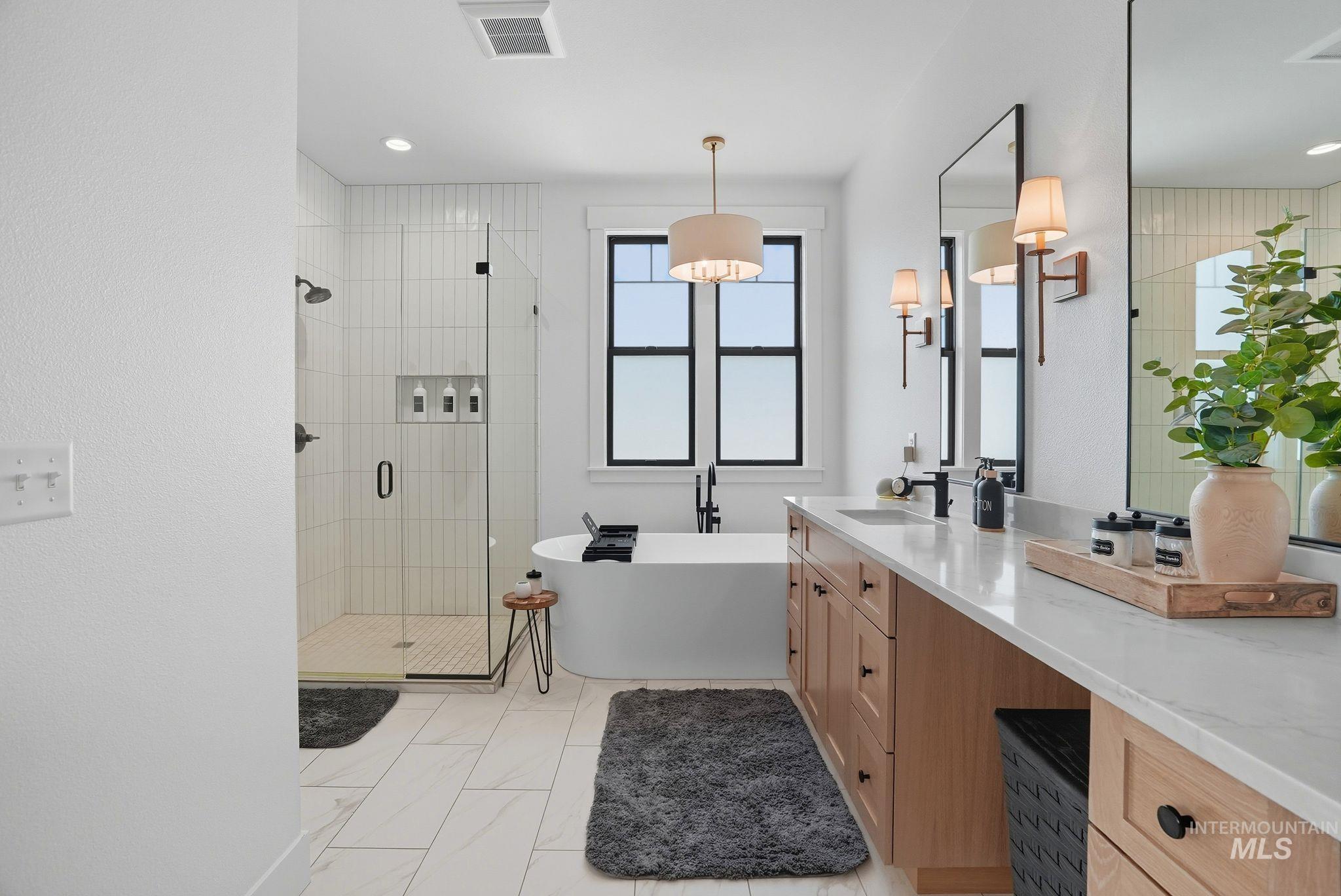 7774 Paddock Ln, Lewiston, Idaho 83501, 4 Bedrooms, 3.5 Bathrooms, Residential For Sale, Price $1,395,000, 98963013