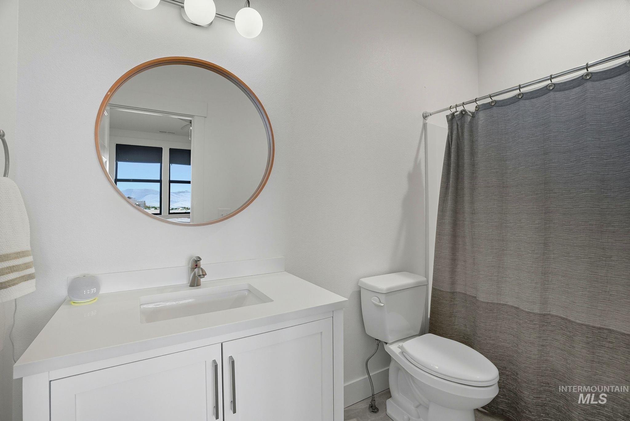 7774 Paddock Ln, Lewiston, Idaho 83501, 4 Bedrooms, 3.5 Bathrooms, Residential For Sale, Price $1,395,000, 98963013