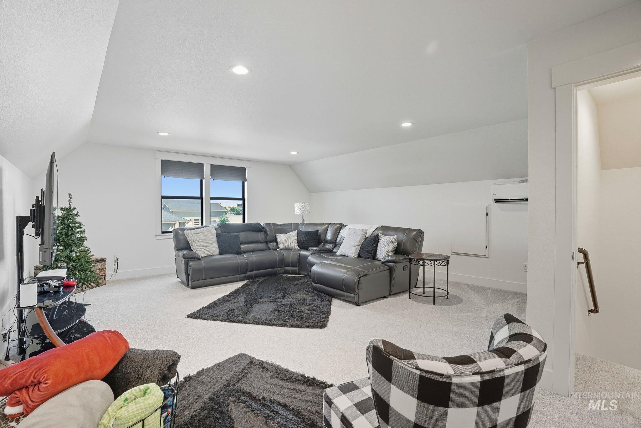 7774 Paddock Ln, Lewiston, Idaho 83501, 4 Bedrooms, 3.5 Bathrooms, Residential For Sale, Price $1,395,000,MLS 98963013