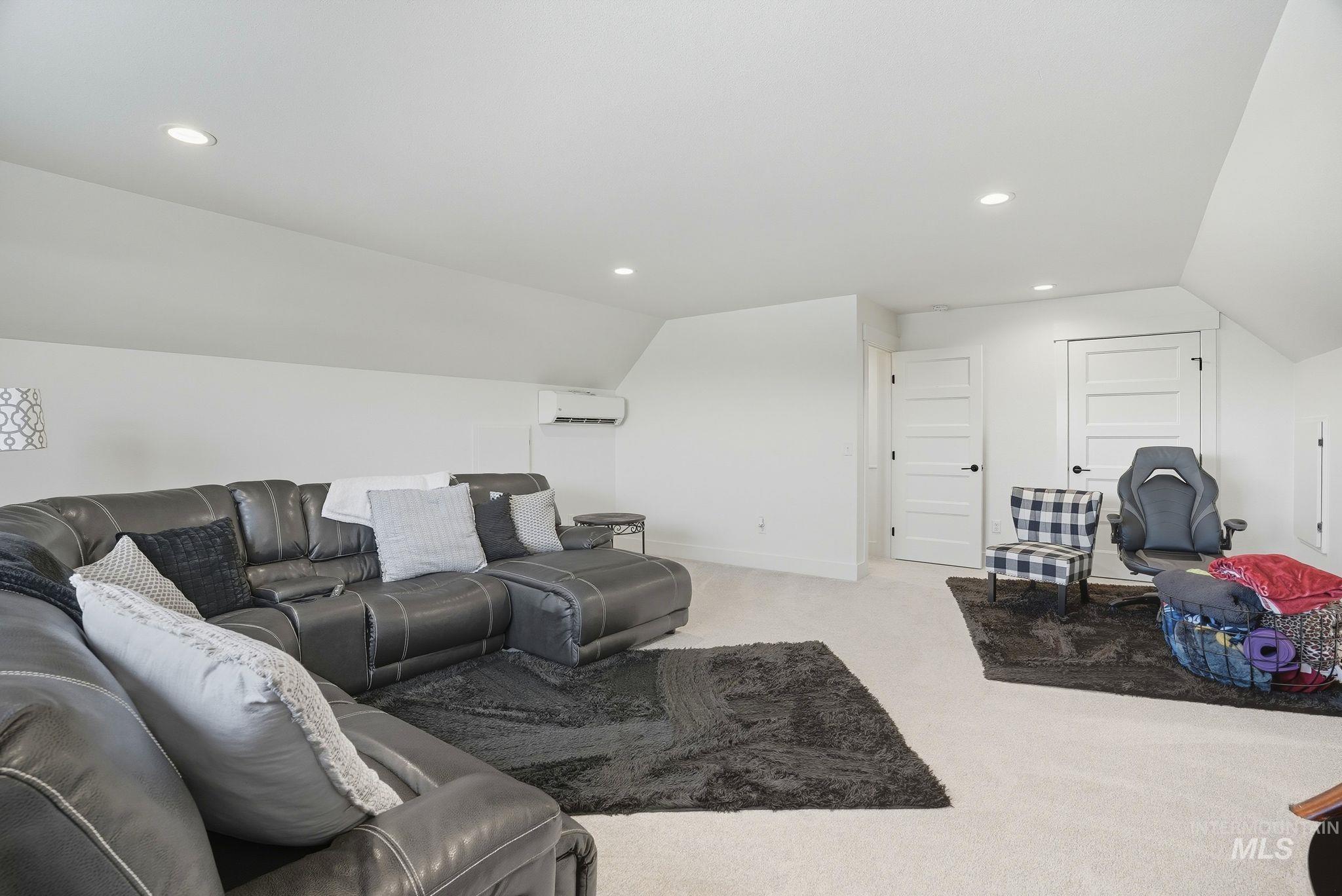 7774 Paddock Ln, Lewiston, Idaho 83501, 4 Bedrooms, 3.5 Bathrooms, Residential For Sale, Price $1,395,000, 98963013