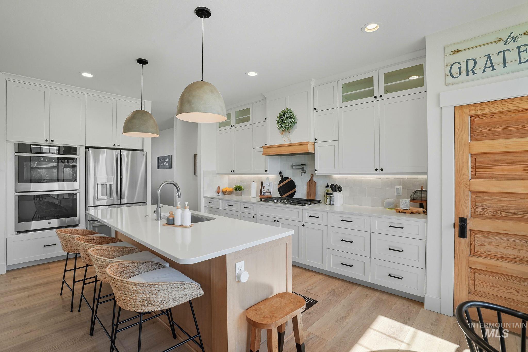 7774 Paddock Ln, Lewiston, Idaho 83501, 4 Bedrooms, 3.5 Bathrooms, Residential For Sale, Price $1,395,000, 98963013