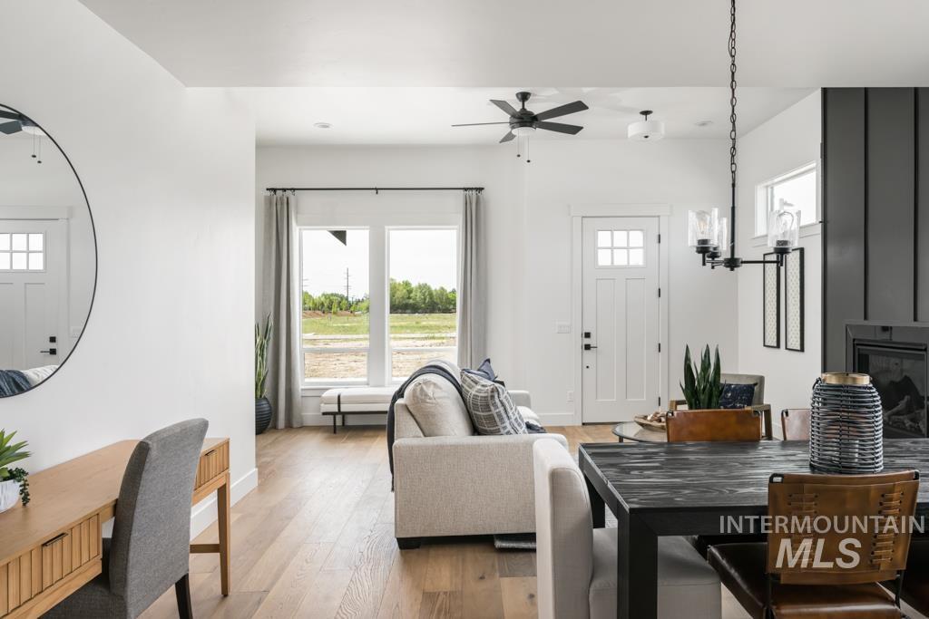 2050 W Freya Ct, Eagle, Idaho 83616, 3 Bedrooms, 3 Bathrooms, Residential For Sale, Price $519,900,MLS 98963019