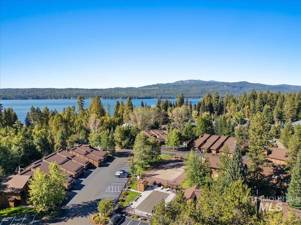 1630 Davis Ave, McCall, Idaho 83638, 2 Bedrooms, 1 Bathroom, Residential For Sale, Price $407,000,MLS 98963033