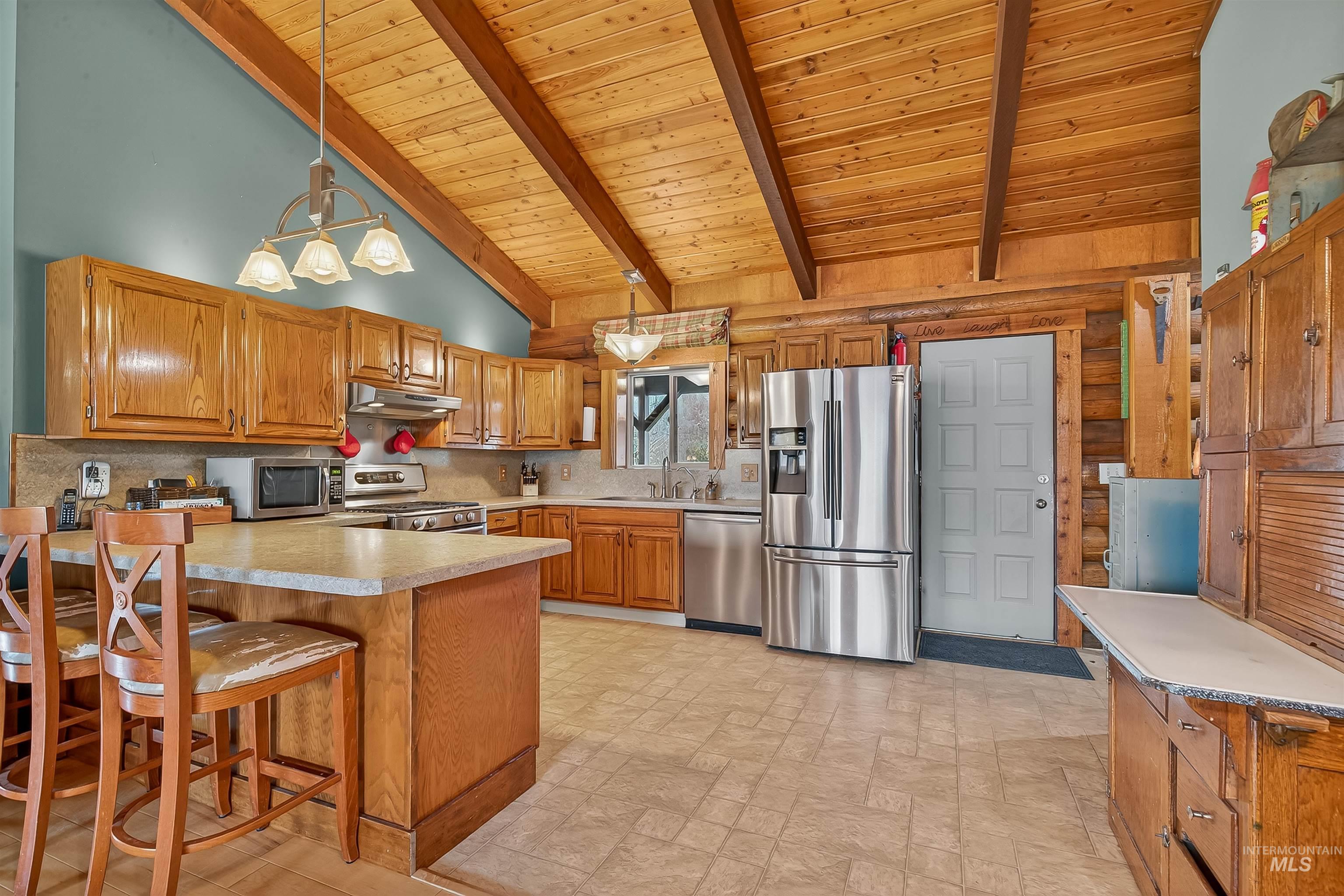 1383 Cedar Ridge Rd, Kendrick, Idaho 83537, 3 Bedrooms, 2 Bathrooms, Residential For Sale, Price $660,000,MLS 98963047