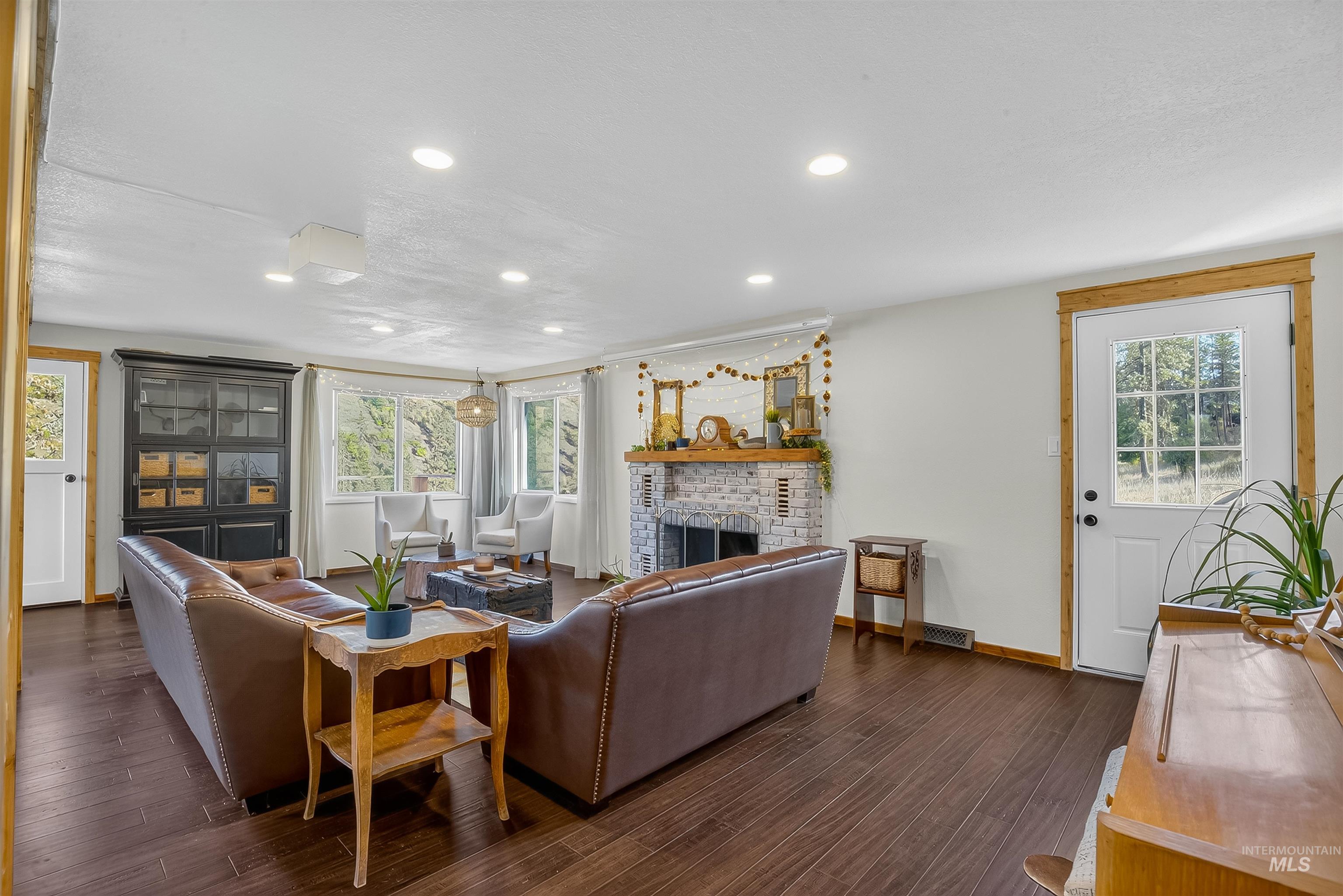 2157 Luke's Gulch Rd., Stites, Idaho 83552, 4 Bedrooms, 2 Bathrooms, Residential For Sale, Price $614,500,MLS 98963060