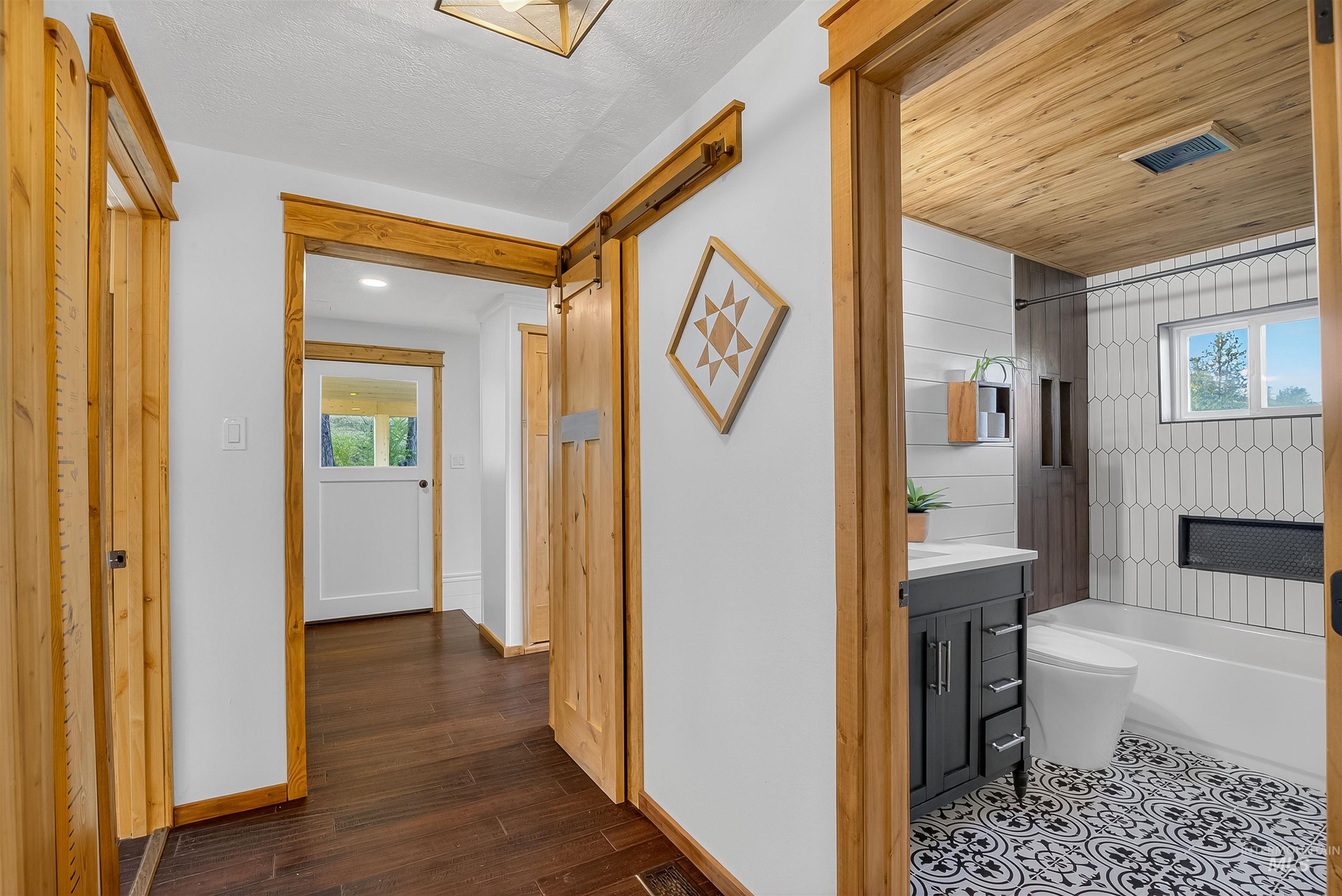 2157 Luke's Gulch Rd., Stites, Idaho 83552, 4 Bedrooms, 2 Bathrooms, Residential For Sale, Price $614,500,MLS 98963060