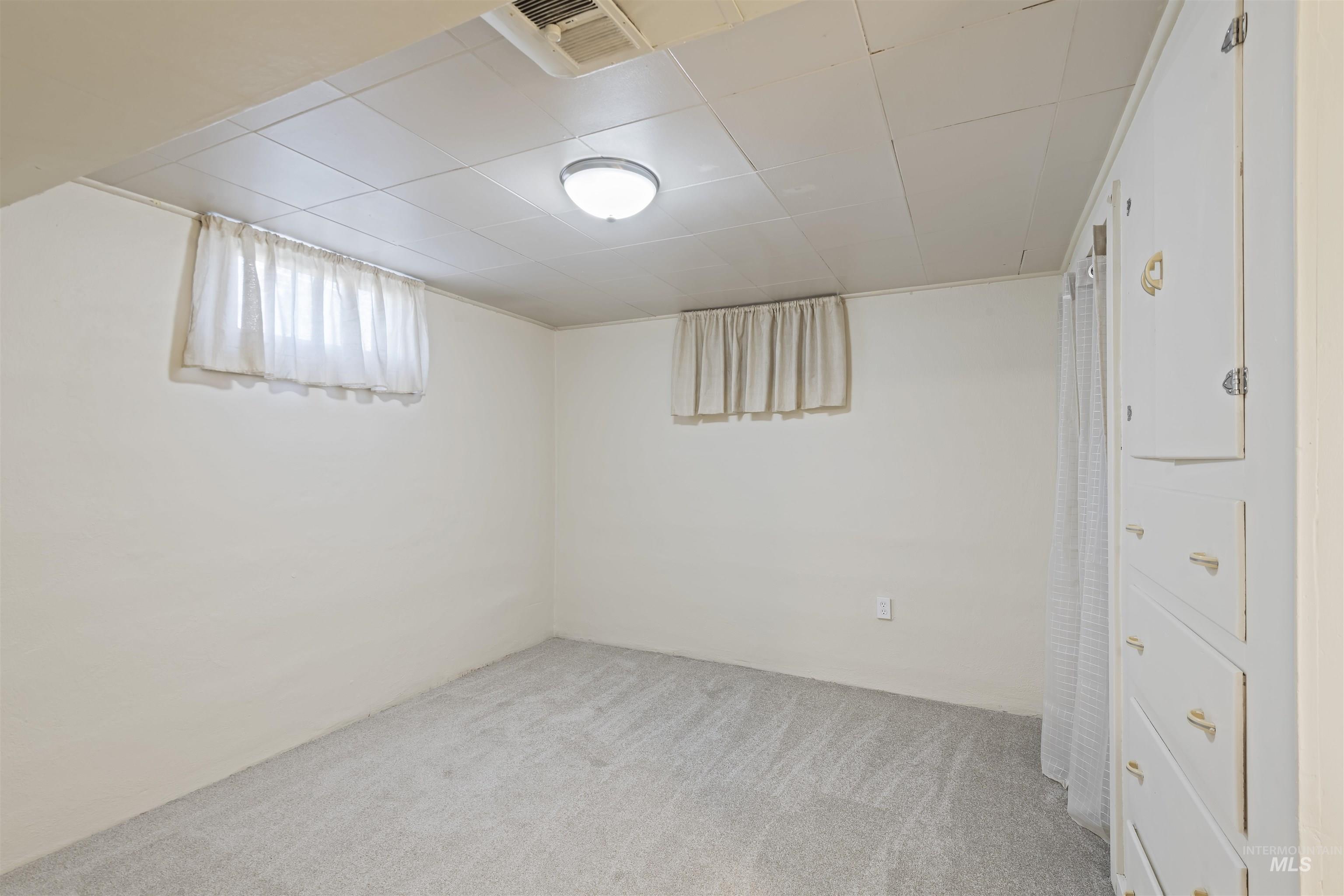 1803 S Arcadia, Boise, Idaho 83705, 4 Bedrooms, 2 Bathrooms, Residential For Sale, Price $449,900,MLS 98963083