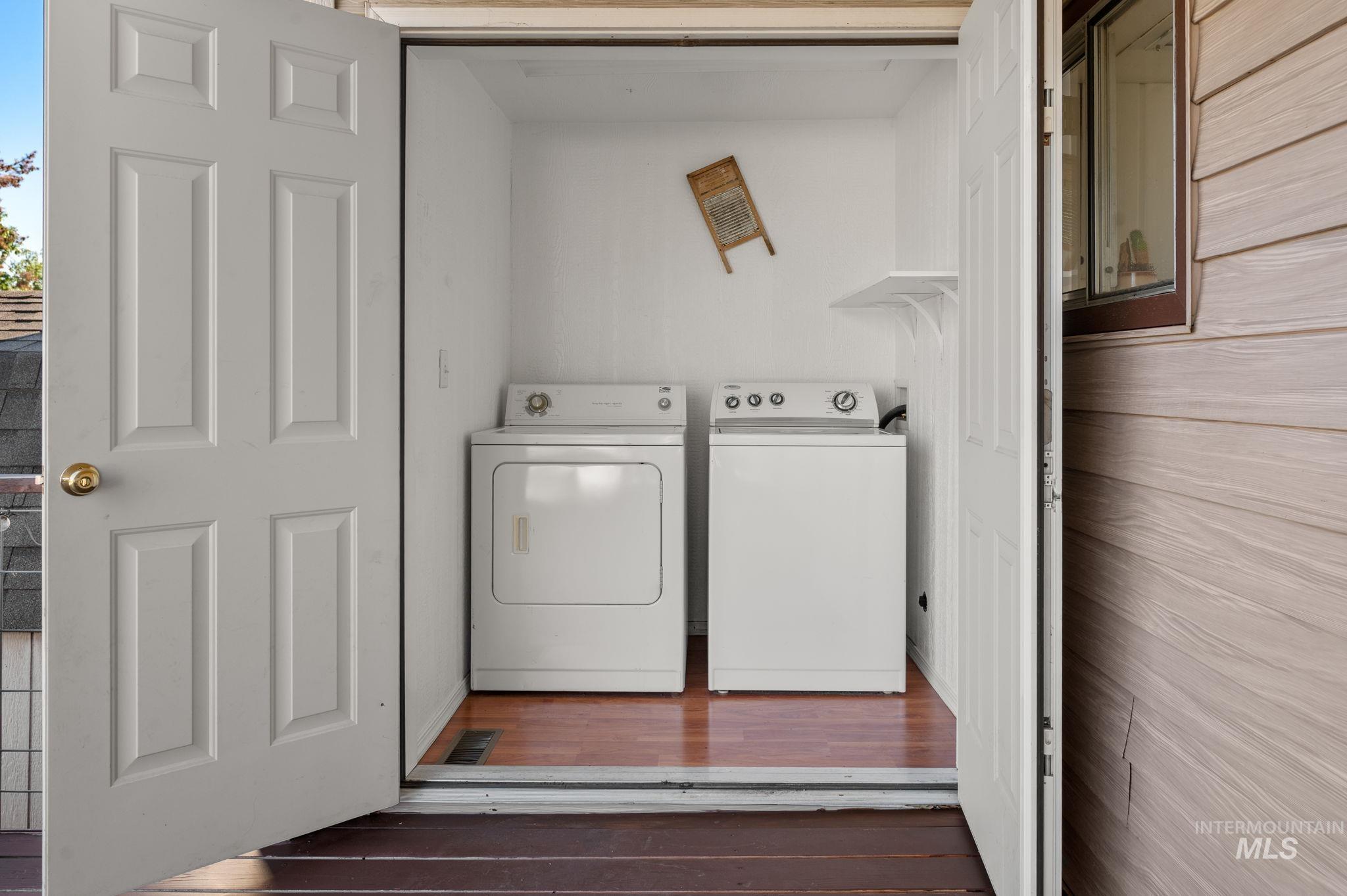 2208 4th Ave, Clarkston, Washington 99403, 3 Bedrooms, 1 Bathroom, Residential For Sale, Price $334,000,MLS 98963093