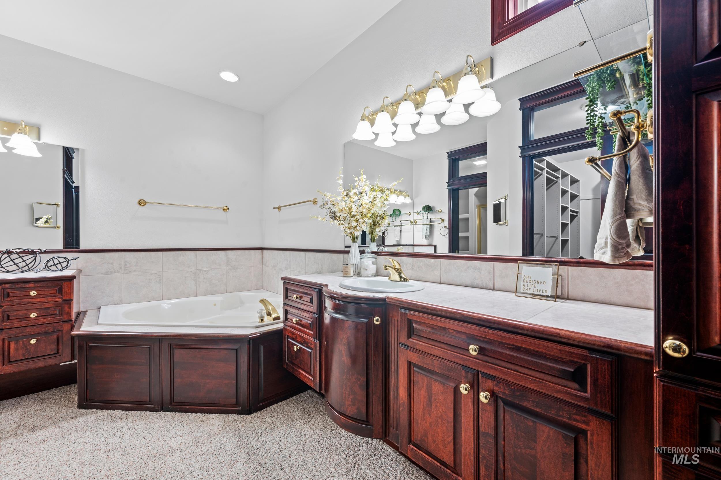 2615 SE 5th Way, Meridian, Idaho 83642-7411, 4 Bedrooms, 3 Bathrooms, Residential For Sale, Price $749,900,MLS 98963098