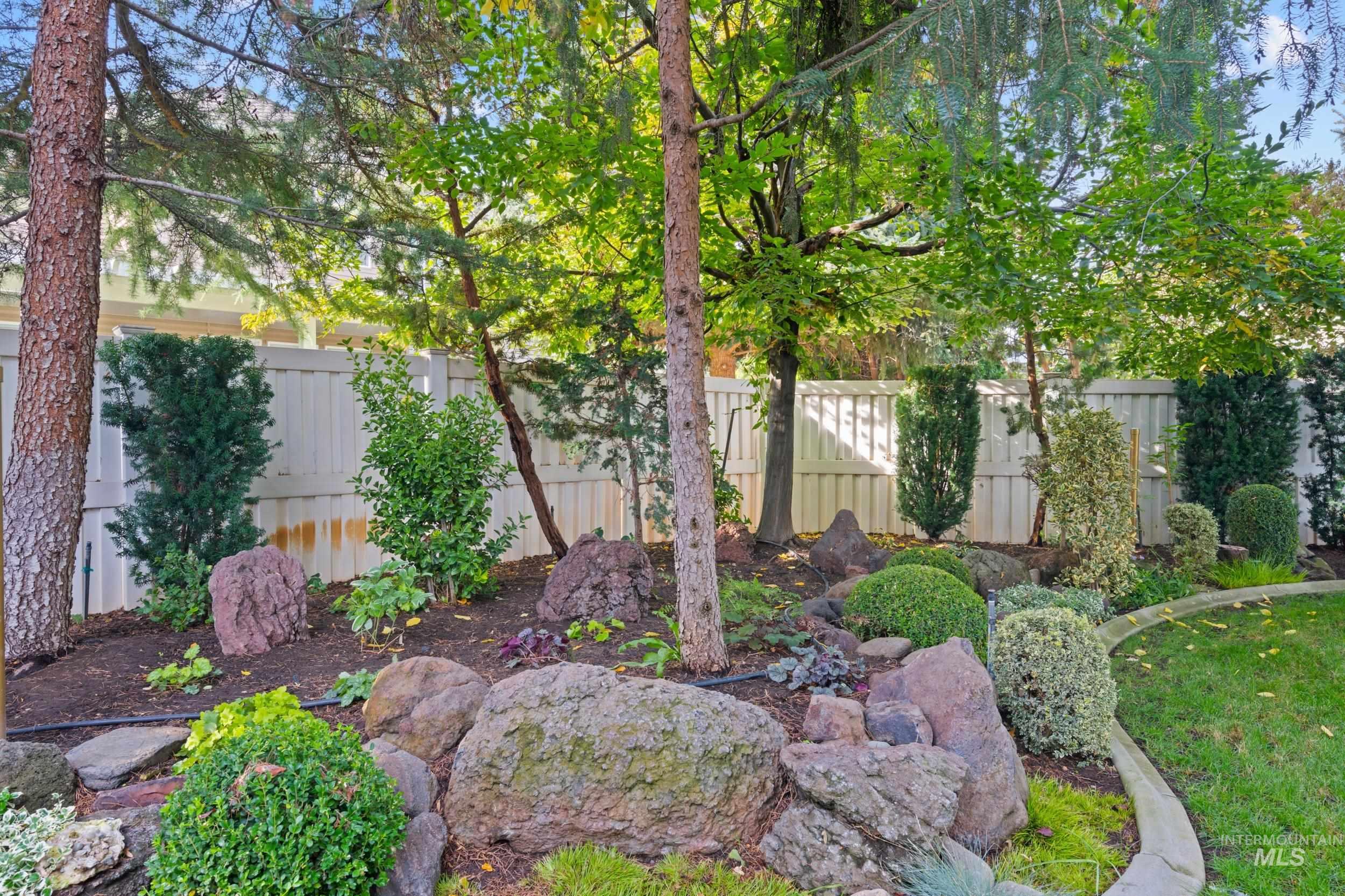 2615 SE 5th Way, Meridian, Idaho 83642-7411, 4 Bedrooms, 3 Bathrooms, Residential For Sale, Price $749,900,MLS 98963098