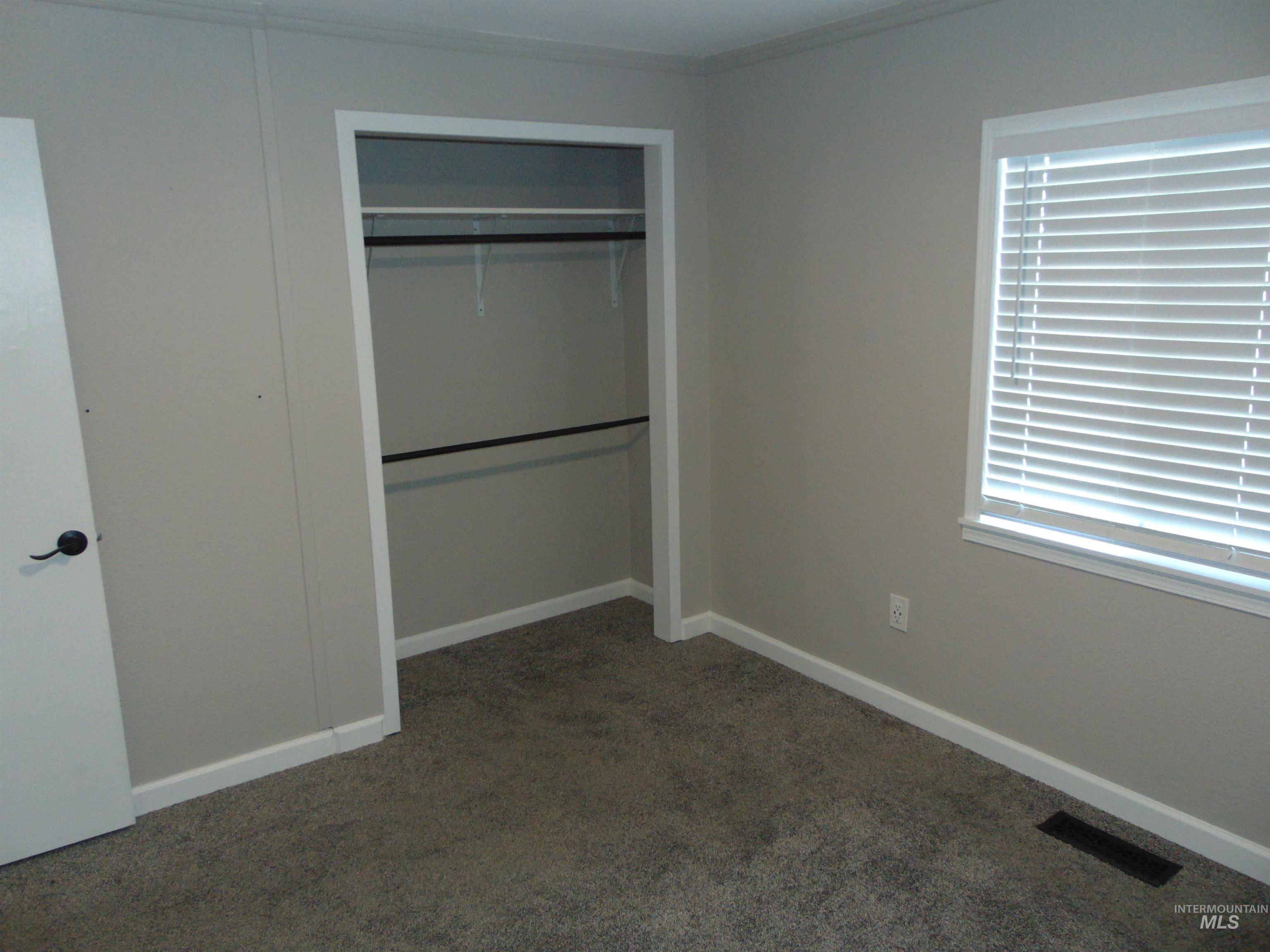 811 Park Dr, Lewiston, Idaho 83501, 3 Bedrooms, 1 Bathroom, Residential For Sale, Price $309,000,MLS 98963104