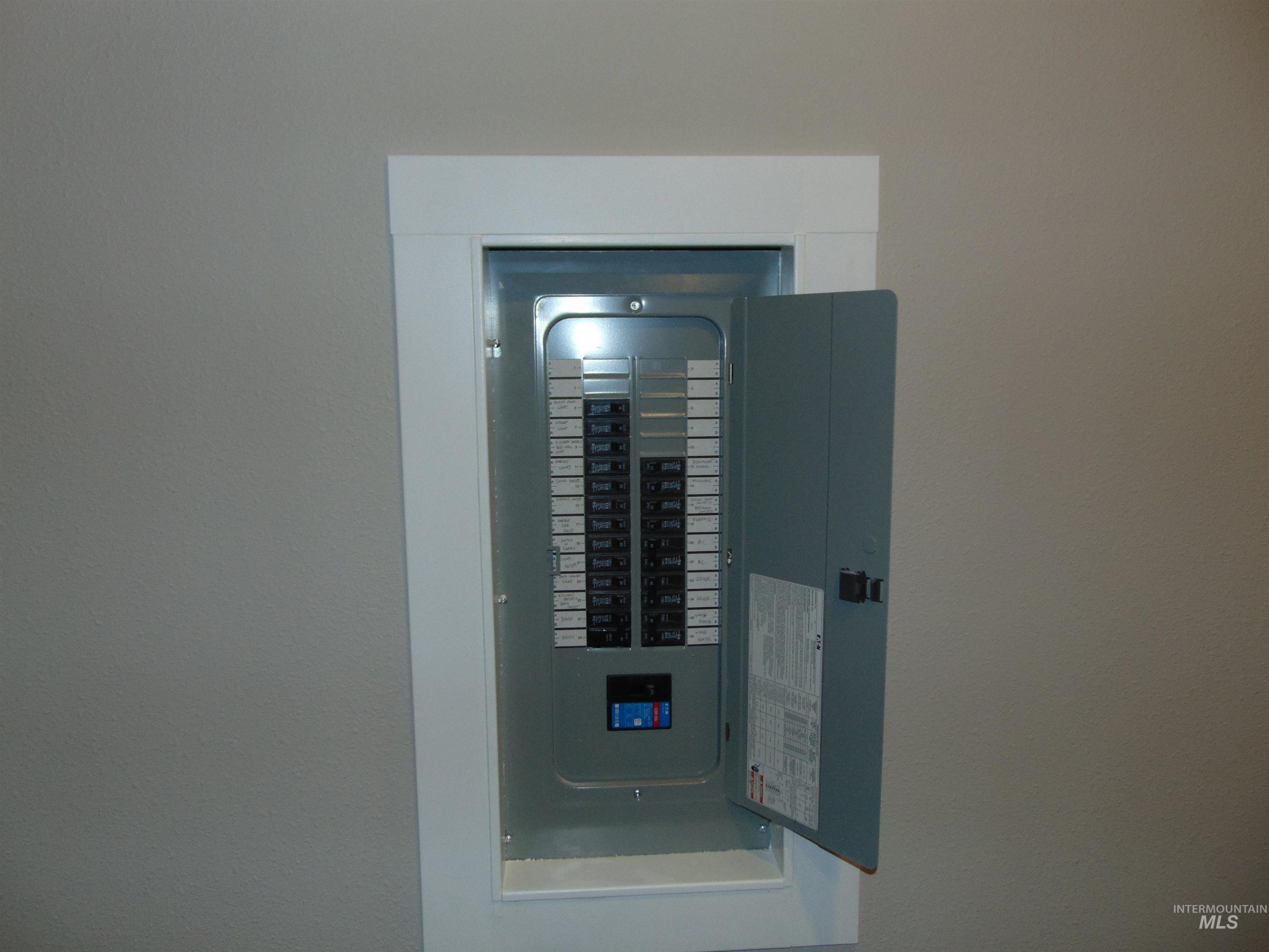 811 Park Dr, Lewiston, Idaho 83501, 3 Bedrooms, 1 Bathroom, Residential For Sale, Price $309,000,MLS 98963104