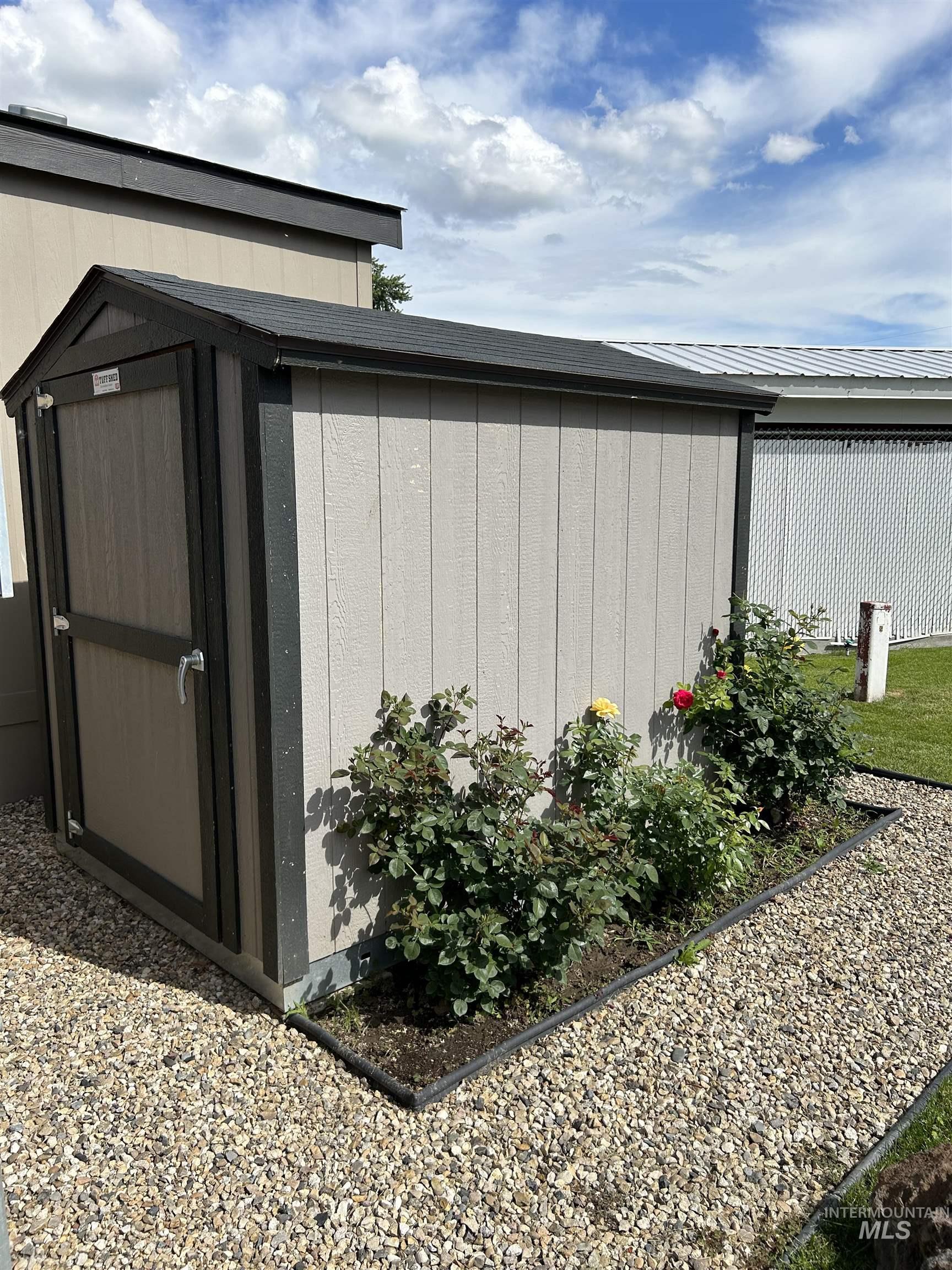 3100 Alden RD. Trlr 8, Fruitland, Idaho 83619, 1 Bedroom, 1 Bathroom, Residential For Sale, Price $89,000, 98963109