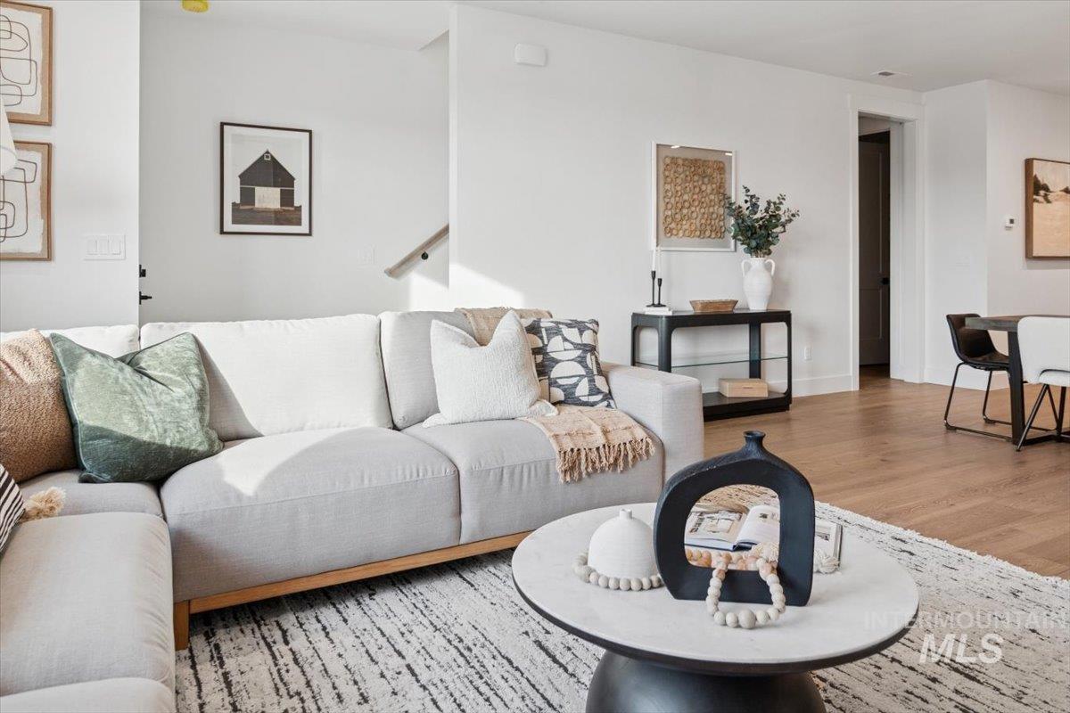 2046 W Freya Ct, Eagle, Idaho 83616, 3 Bedrooms, 2.5 Bathrooms, Residential For Sale, Price $499,900,MLS 98963111