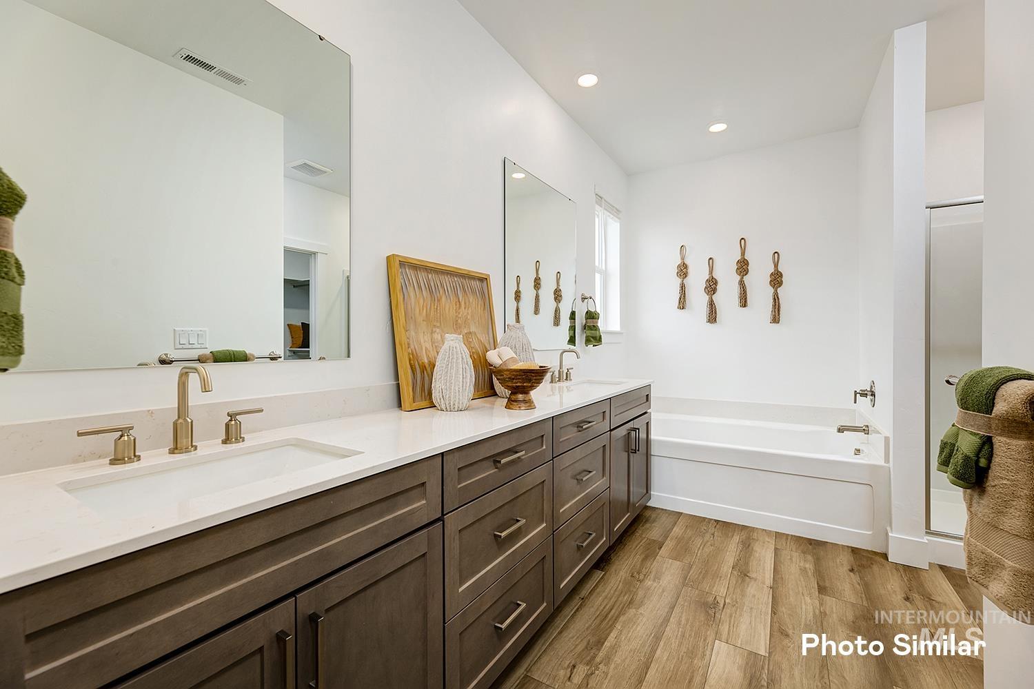 9288 W Inspirado St, Meridian, Idaho 83646, 4 Bedrooms, 2 Bathrooms, Residential For Sale, Price $519,900,MLS 98963125