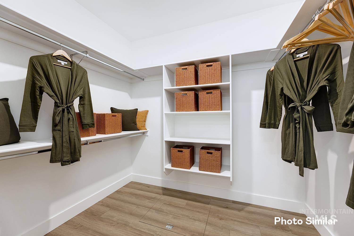 9288 W Inspirado St, Meridian, Idaho 83646, 4 Bedrooms, 2 Bathrooms, Residential For Sale, Price $519,900,MLS 98963125