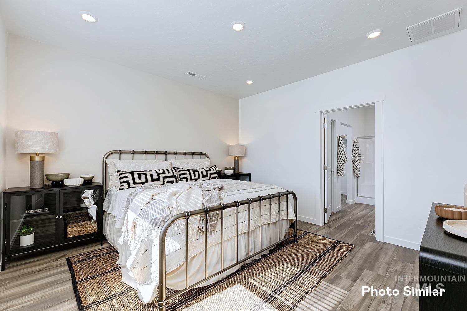 4322 Portofino Way, Caldwell, Idaho 83607, 3 Bedrooms, 2 Bathrooms, Residential For Sale, Price $474,900,MLS 98963134