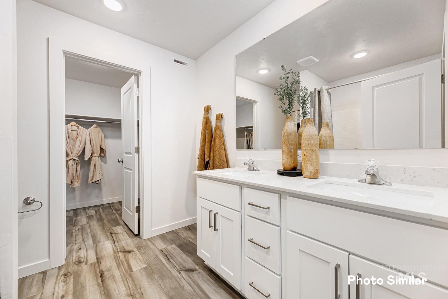 18482 N Sparkleberry Ave, Nampa, Idaho 83687, 4 Bedrooms, 2 Bathrooms, Residential For Sale, Price $407,000,MLS 98963138