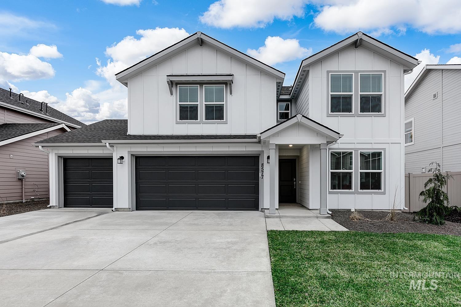 8577 E Love Ct, Nampa, Idaho 83687, 4 Bedrooms, 3 Bathrooms, Residential For Sale, Price $499,900,MLS 98963139