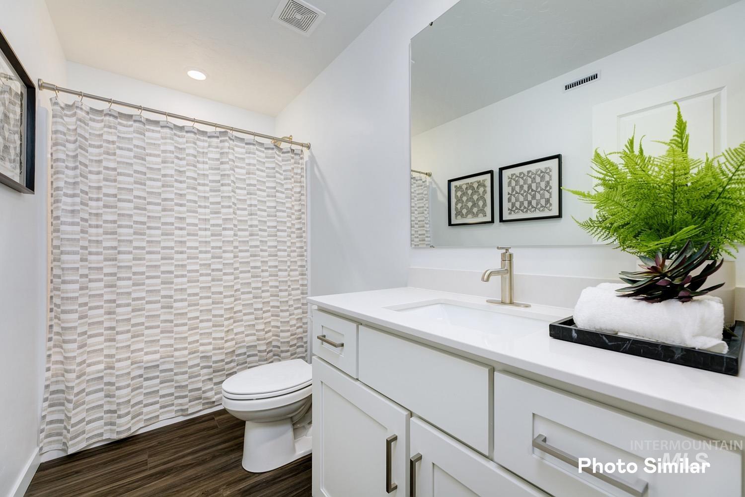 8577 E Love Ct, Nampa, Idaho 83687, 4 Bedrooms, 3 Bathrooms, Residential For Sale, Price $528,900,MLS 98963139