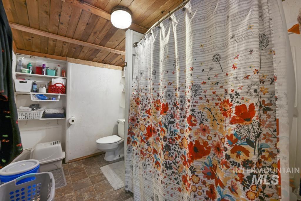 952 2nd Ave W, Twin Falls, Idaho 83301-5401, 3 Bedrooms, 1 Bathroom, Residential For Sale, Price $185,000,MLS 98963147