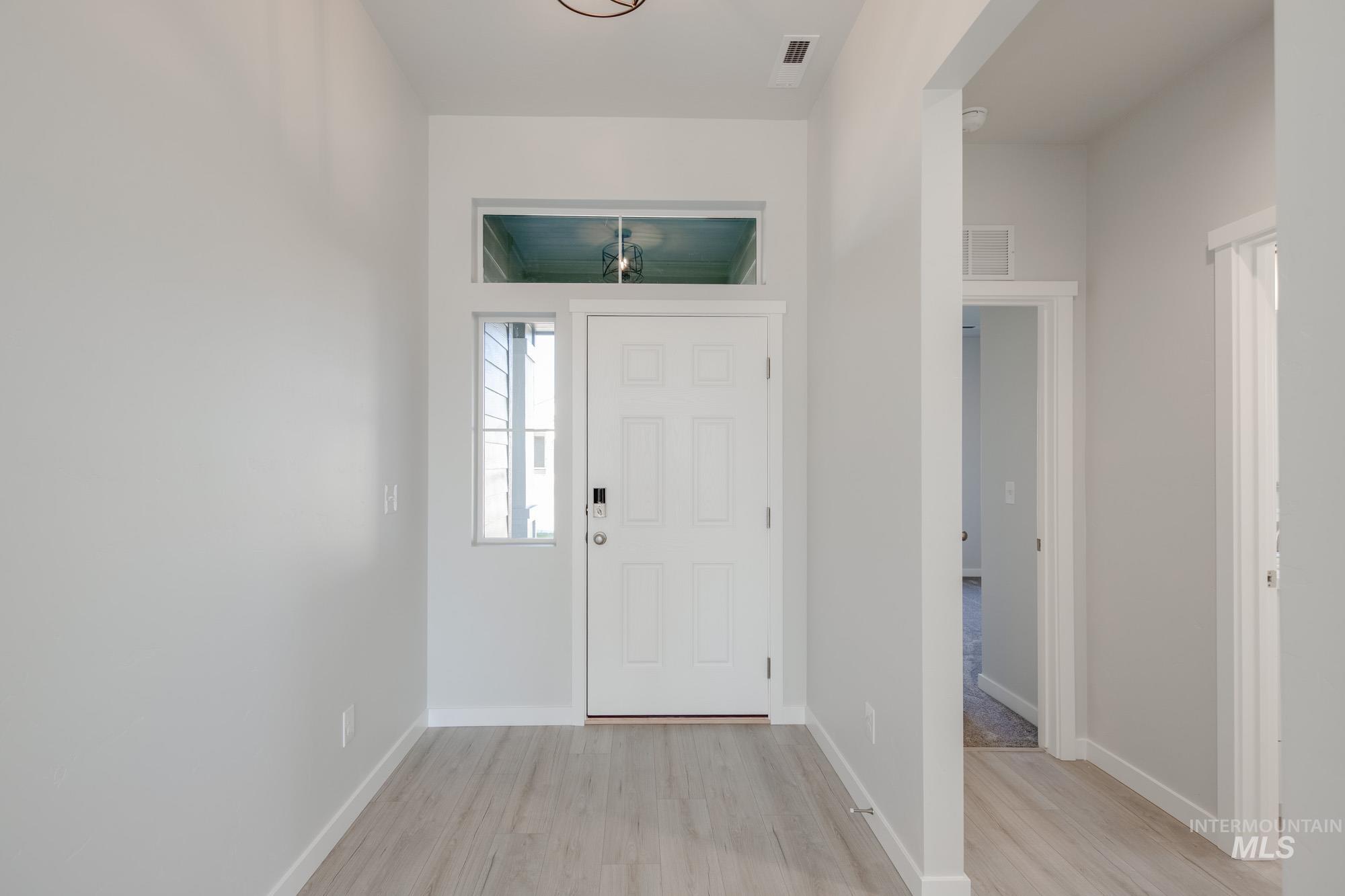 751 Strike Eagle St, Mountain Home, Idaho 83647, 4 Bedrooms, 2 Bathrooms, Residential For Sale, Price $449,990,MLS 98963152