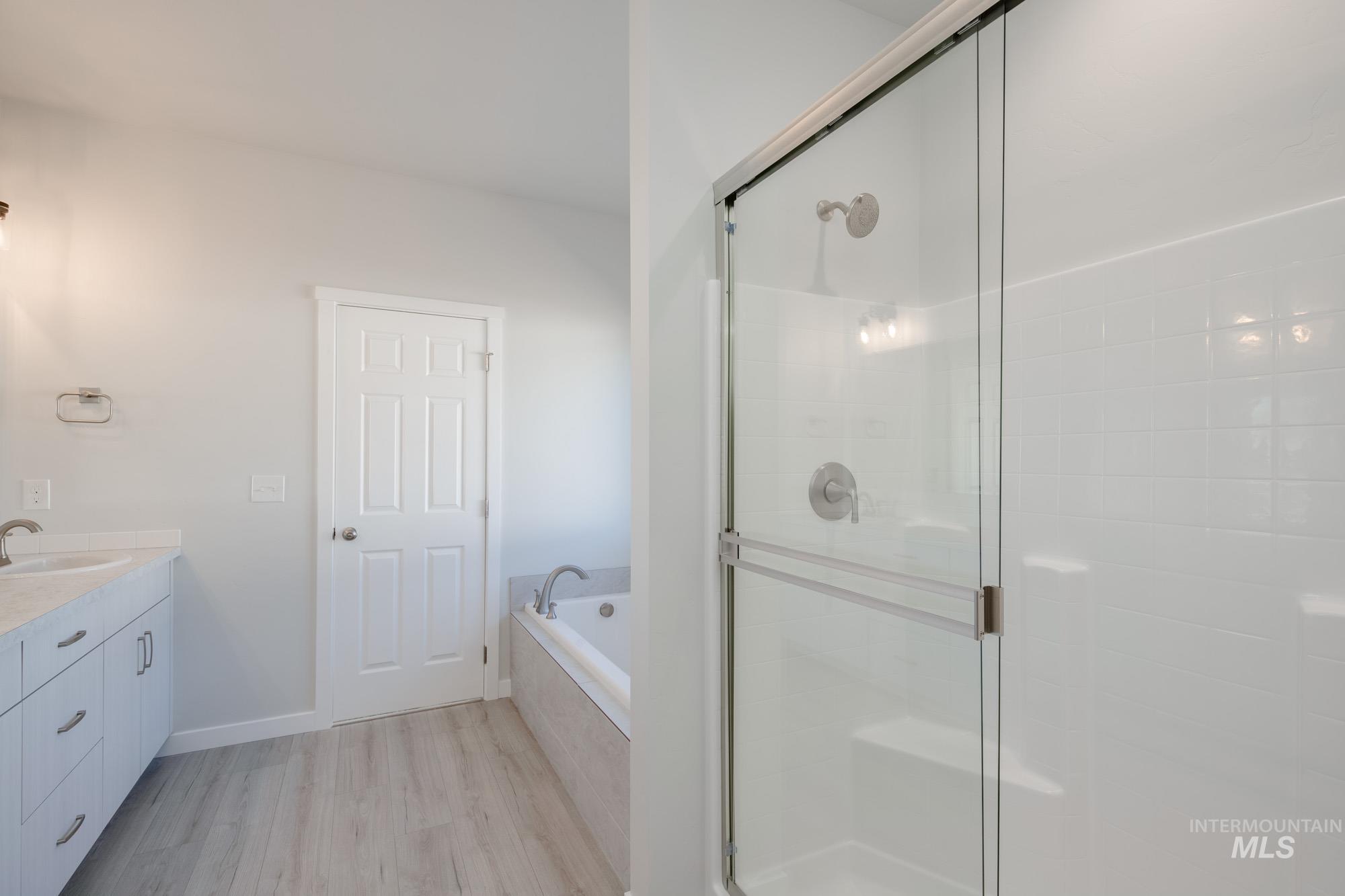 751 Strike Eagle St, Mountain Home, Idaho 83647, 4 Bedrooms, 2 Bathrooms, Residential For Sale, Price $449,990,MLS 98963152