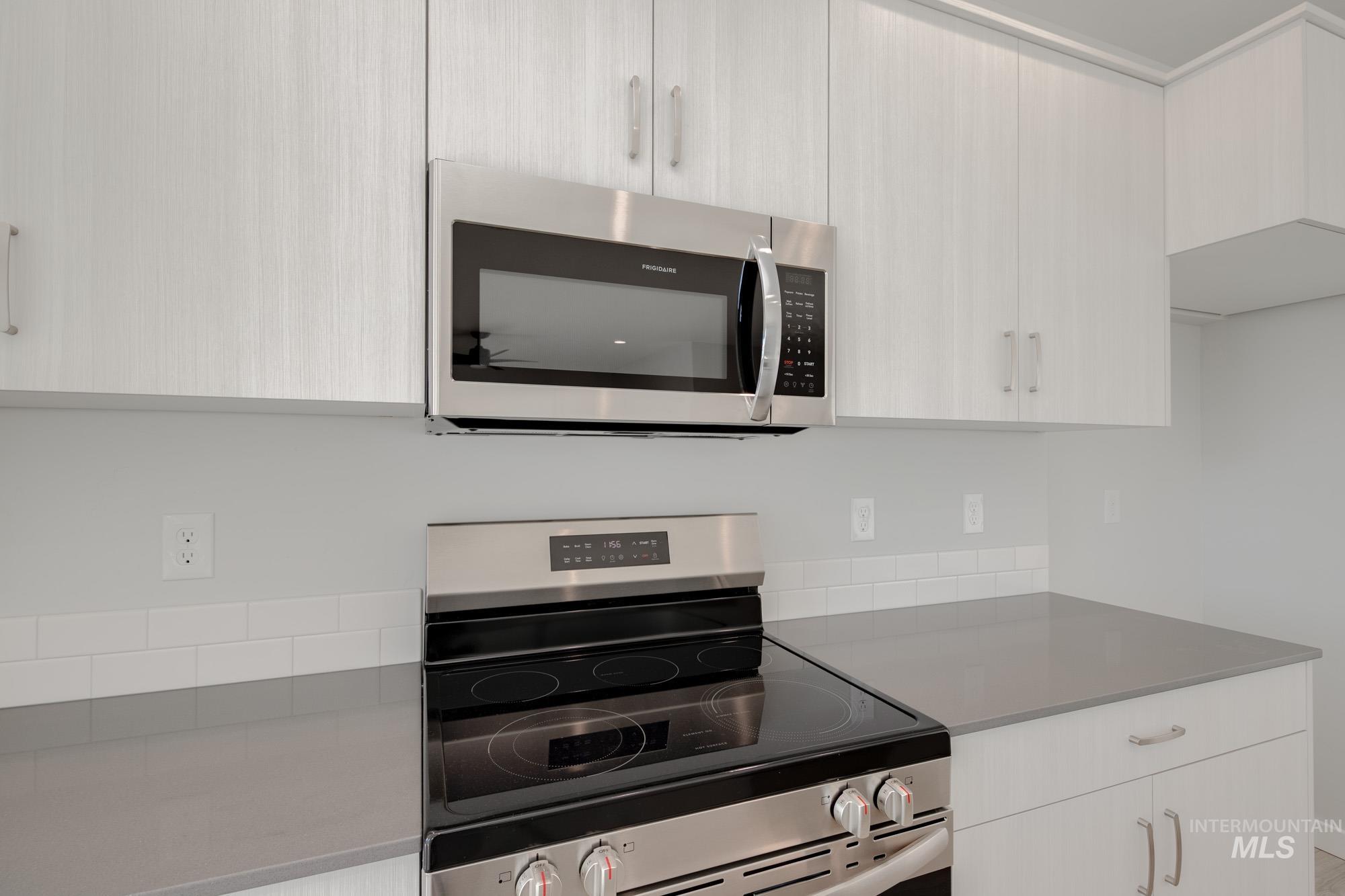 751 Strike Eagle St, Mountain Home, Idaho 83647, 4 Bedrooms, 2 Bathrooms, Residential For Sale, Price $449,990,MLS 98963152