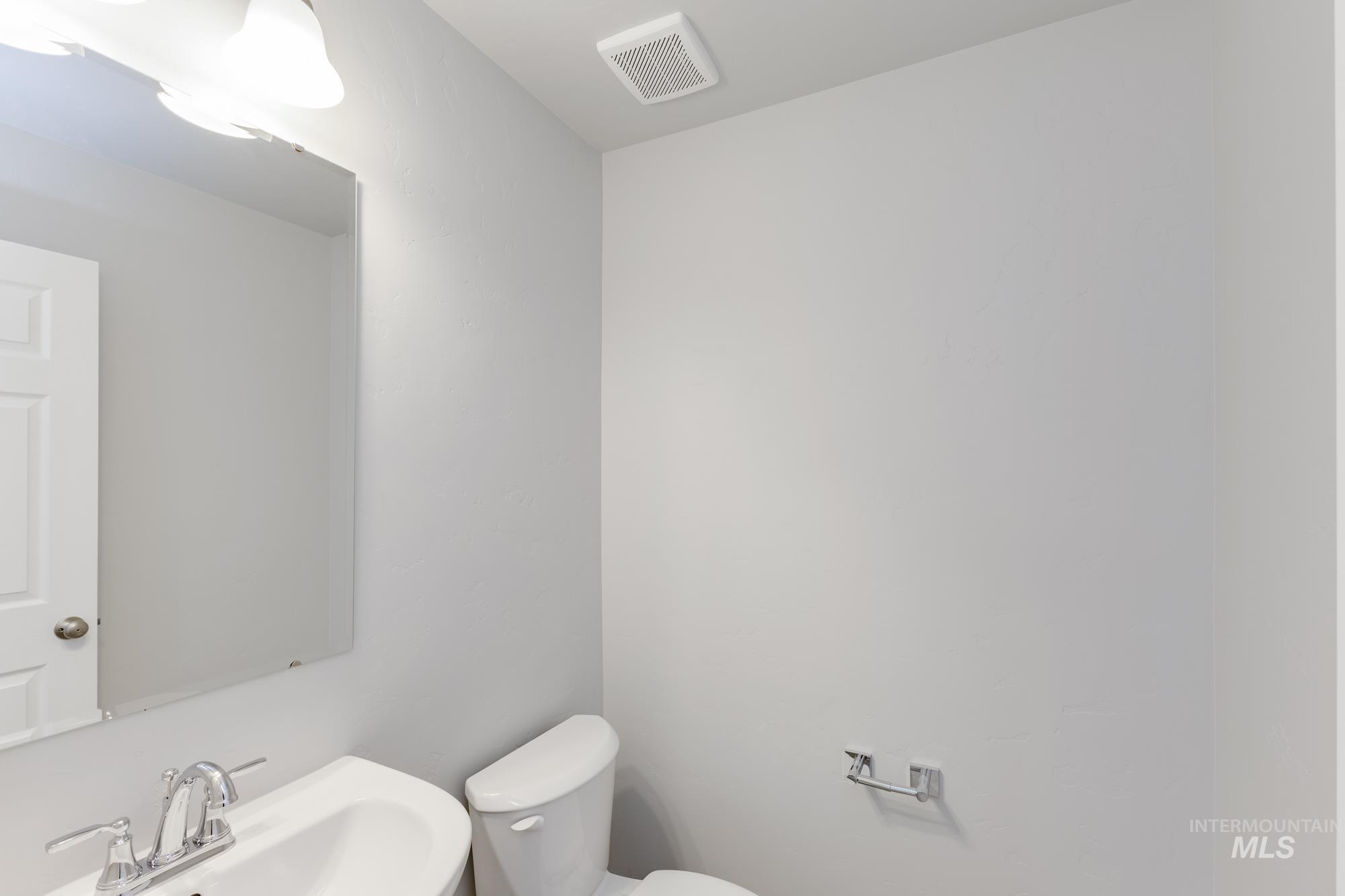 103 Bighorn St, Horseshoe Bend, Idaho 83629, 3 Bedrooms, 2.5 Bathrooms, Residential For Sale, Price $343,990,MLS 98963155