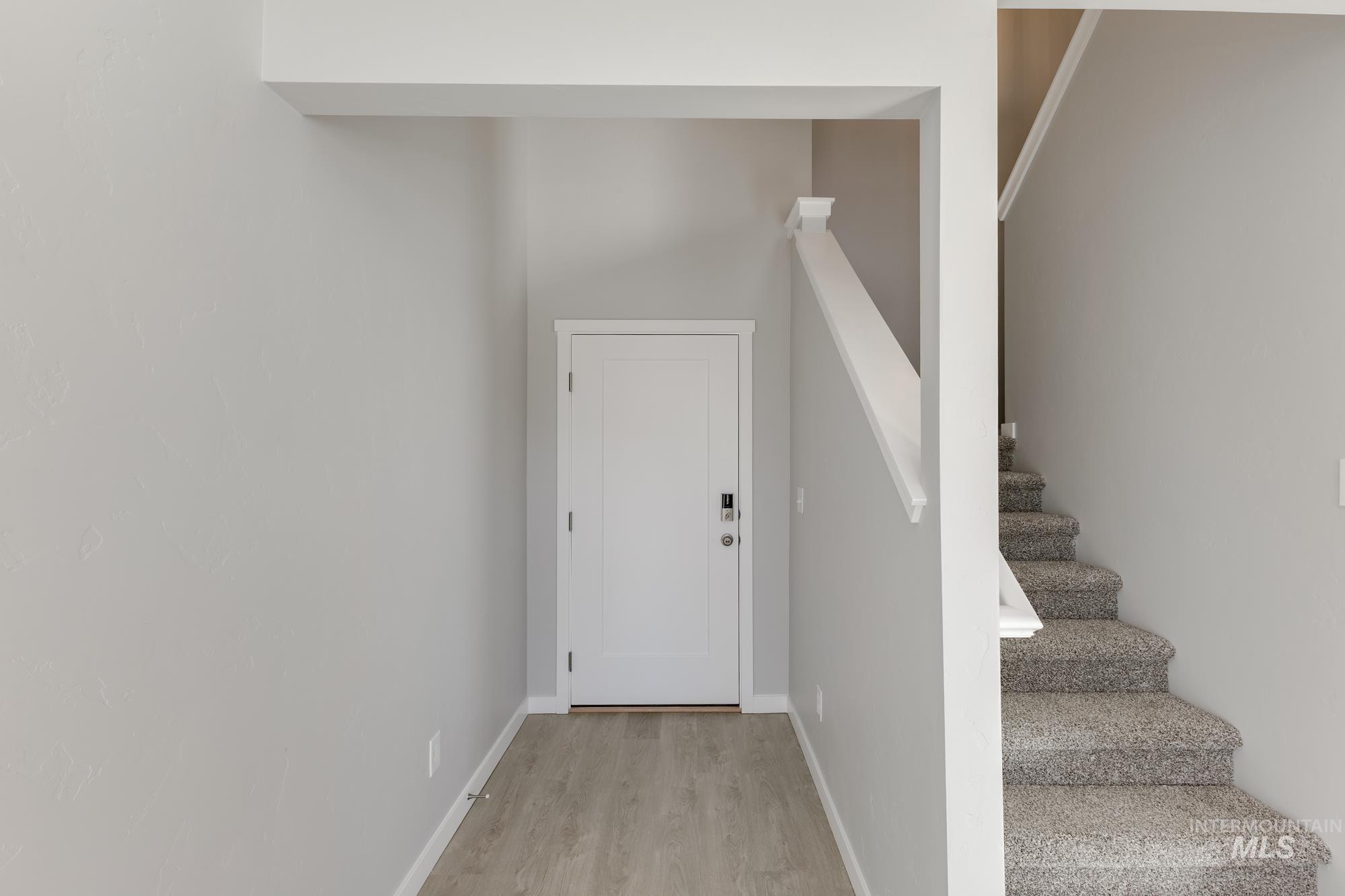 105 Bighorn St, Horseshoe Bend, Idaho 83629, 3 Bedrooms, 2.5 Bathrooms, Residential For Sale, Price $339,990,MLS 98963156