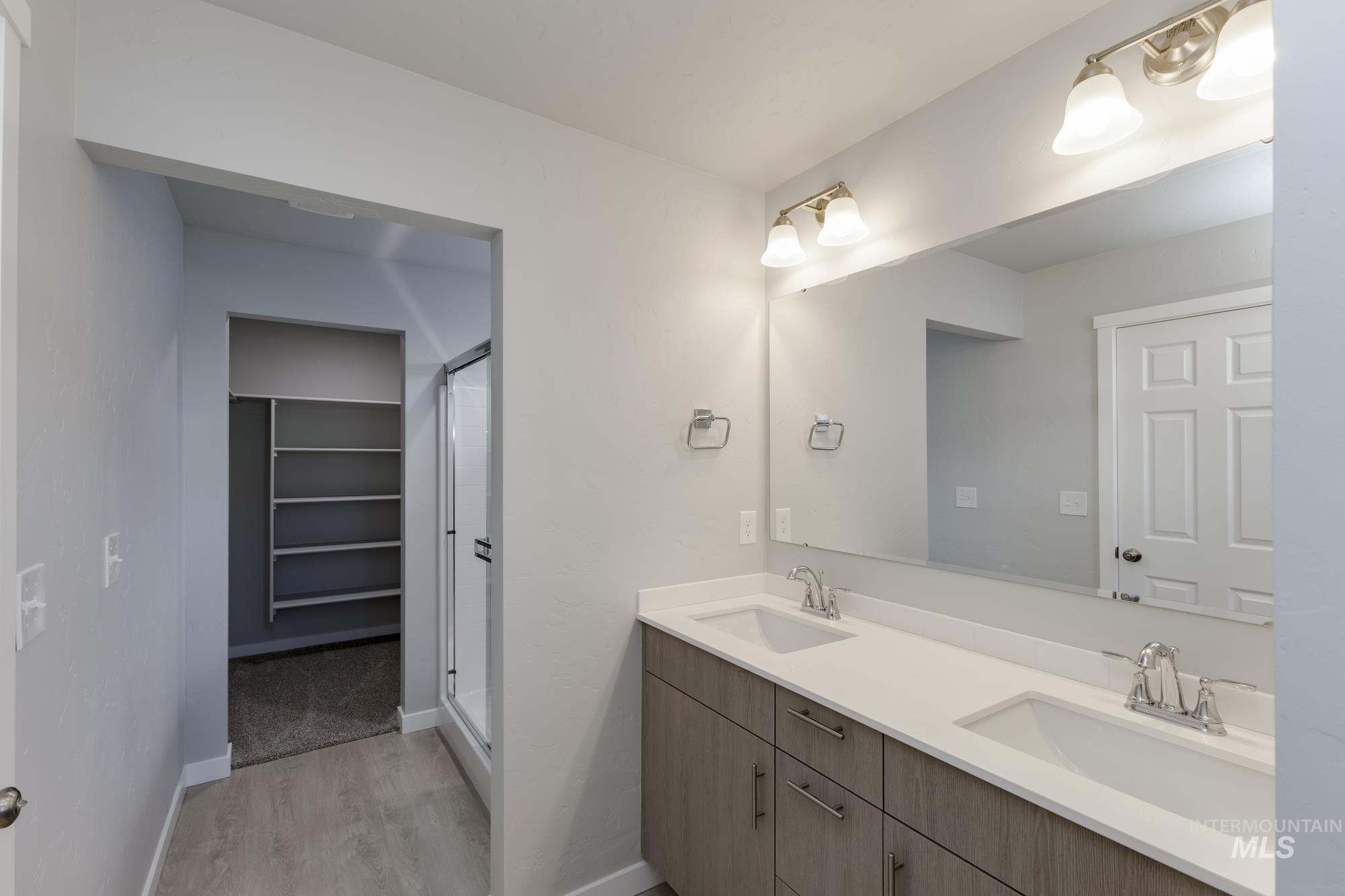 105 Bighorn St, Horseshoe Bend, Idaho 83629, 3 Bedrooms, 2.5 Bathrooms, Residential For Sale, Price $339,990,MLS 98963156