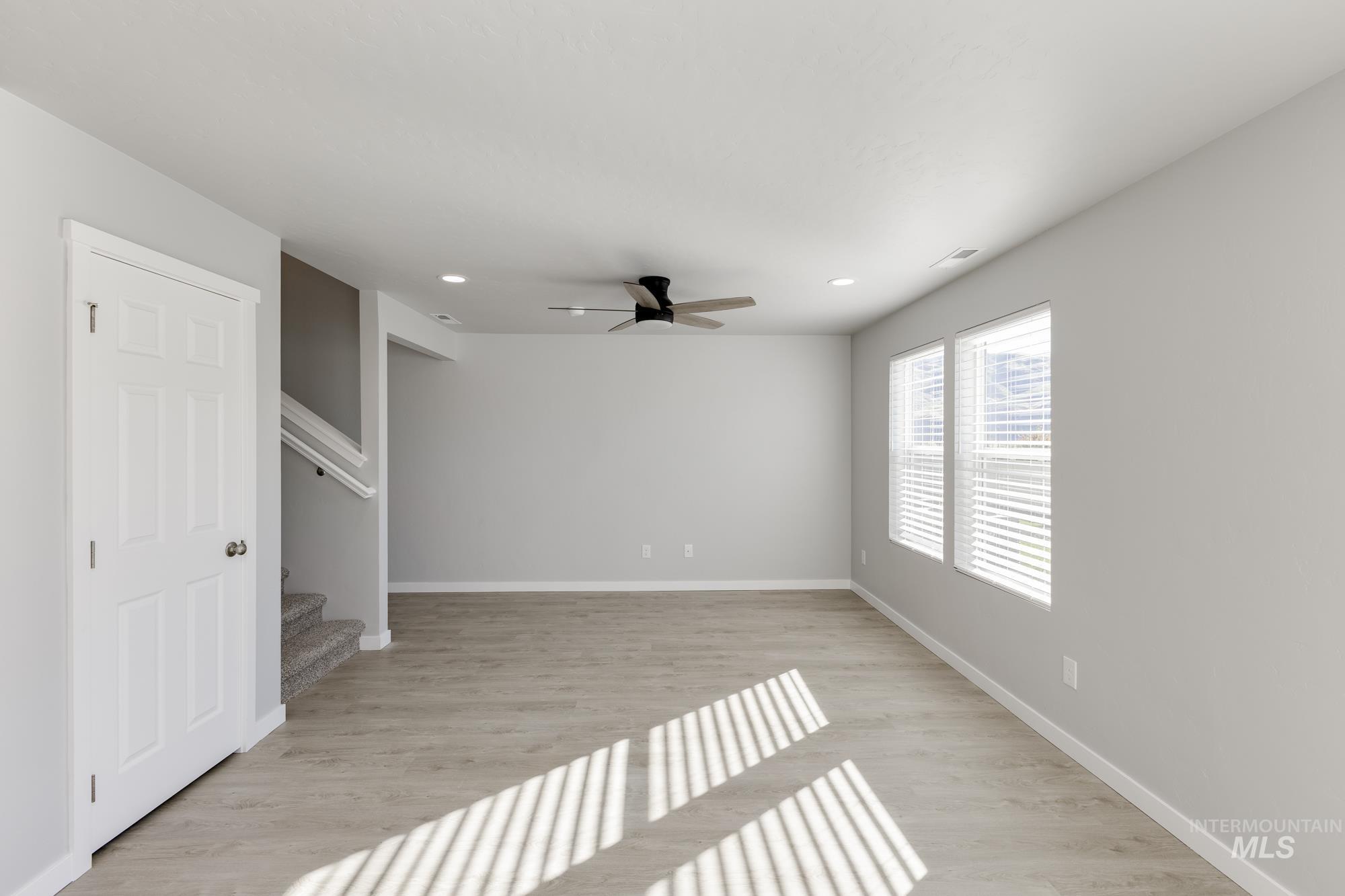 107 Bighorn St, Horseshoe Bend, Idaho 83629, 3 Bedrooms, 2.5 Bathrooms, Residential For Sale, Price $338,990,MLS 98963157