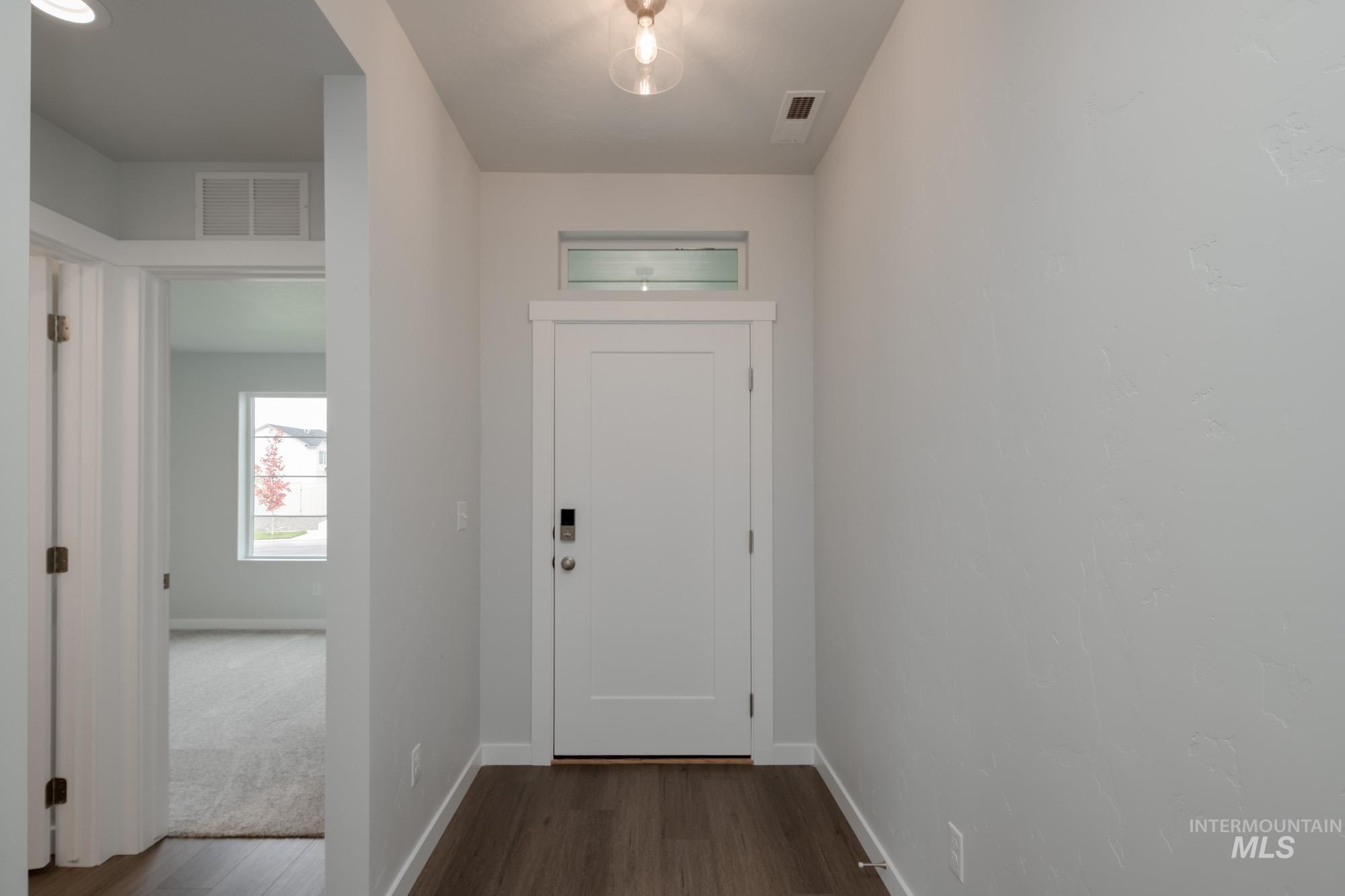 6333 W Naxos St, Meridian, Idaho 83646, 4 Bedrooms, 2 Bathrooms, Residential For Sale, Price $469,990,MLS 98963158