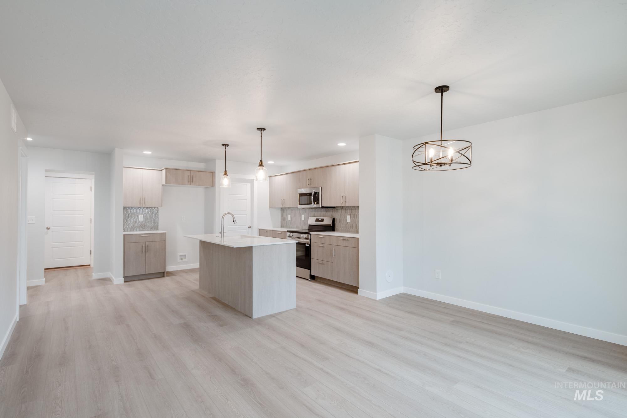 6240 W Karpathos St, Meridian, Idaho 83646, 4 Bedrooms, 2.5 Bathrooms, Residential For Sale, Price $534,990,MLS 98963160