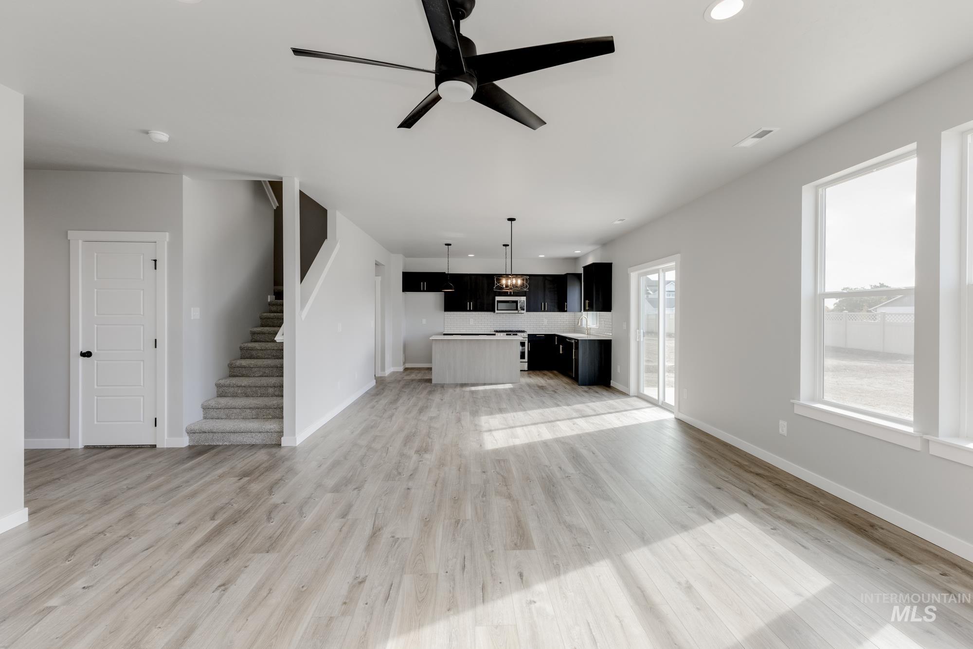 10531 W Garganey Dr, Star, Idaho 83669, 5 Bedrooms, 3 Bathrooms, Residential For Sale, Price $549,990,MLS 98963163