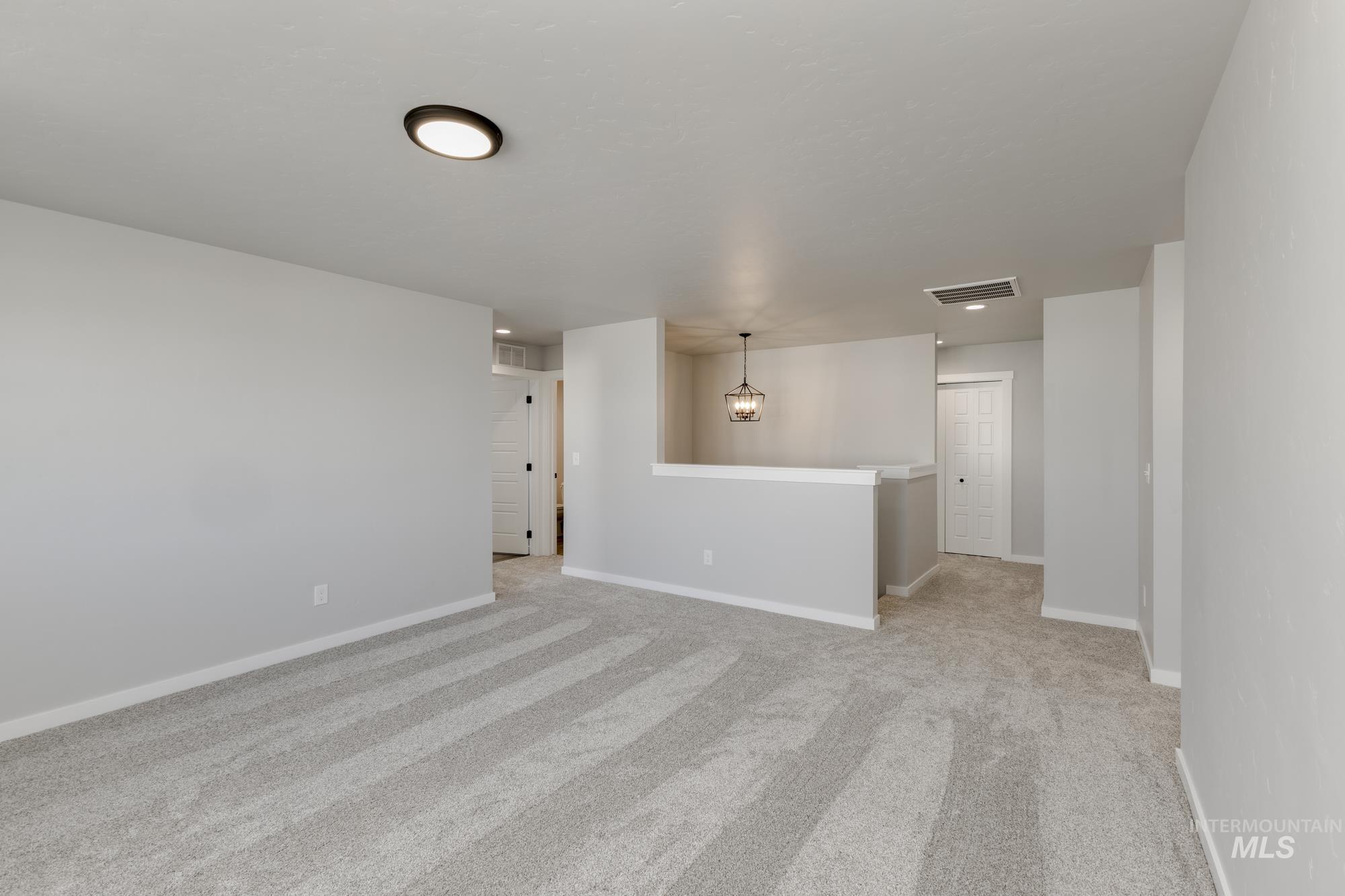 10531 W Garganey Dr, Star, Idaho 83669, 5 Bedrooms, 3 Bathrooms, Residential For Sale, Price $549,990,MLS 98963163